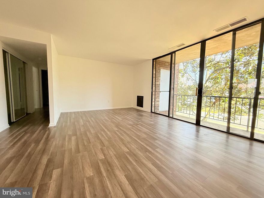 Don't miss this opportunity in the desirable Potomac Oaks Community! This fully renovated, light-filled, upper-level condo features two bedrooms and two full baths. Enjoy brand-new Laminate flooring and a new remodeled kitchen with white cabinets and stainless steel appliances.
 Both the primary and hall bathrooms have been updated. The unit opens to a private balcony. The community boasts a pool, clubhouse, tennis/basketball courts, and tot lots. The condo fee is a major plus, covering ALL utilities (gas, electricity, water). Conveniently located near I-270, Kentlands, and ample dining/shopping options. Perfect for first-time buyers or investors!

The unit comes with 2 Parking spots and 2 visitor parking spaces.