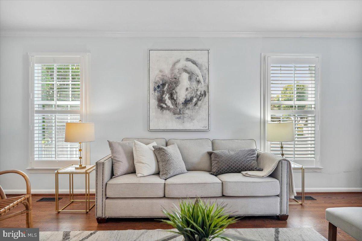 CHARLESTON COLLECTION - Residential