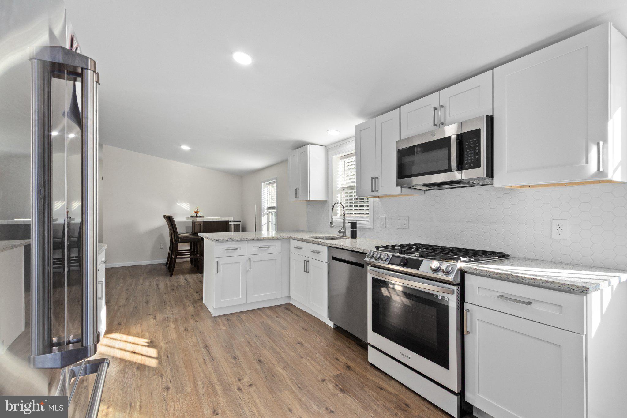 309 SHEFFIELD AVENUE