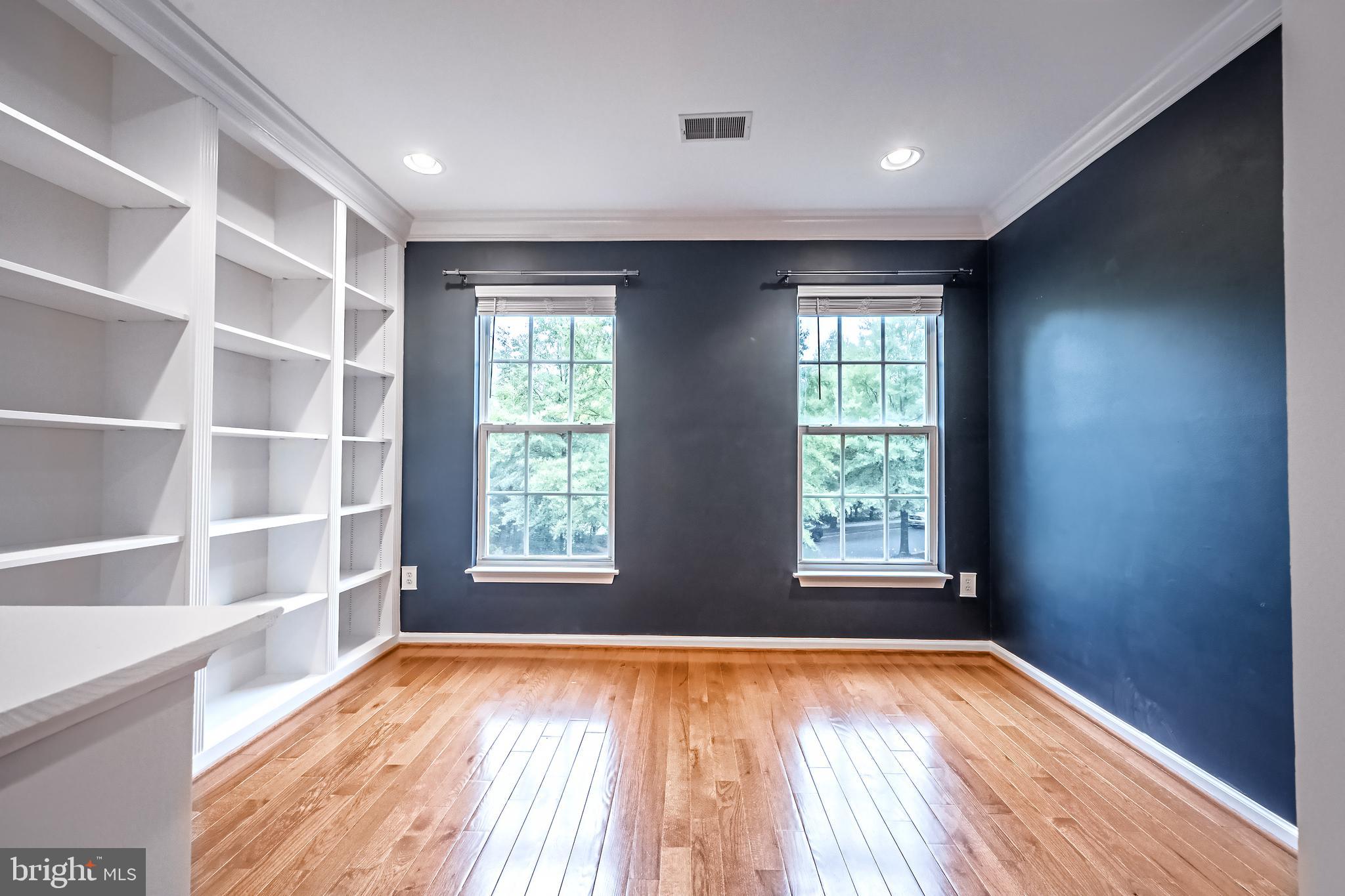 BELMONT RIDGE - Residential