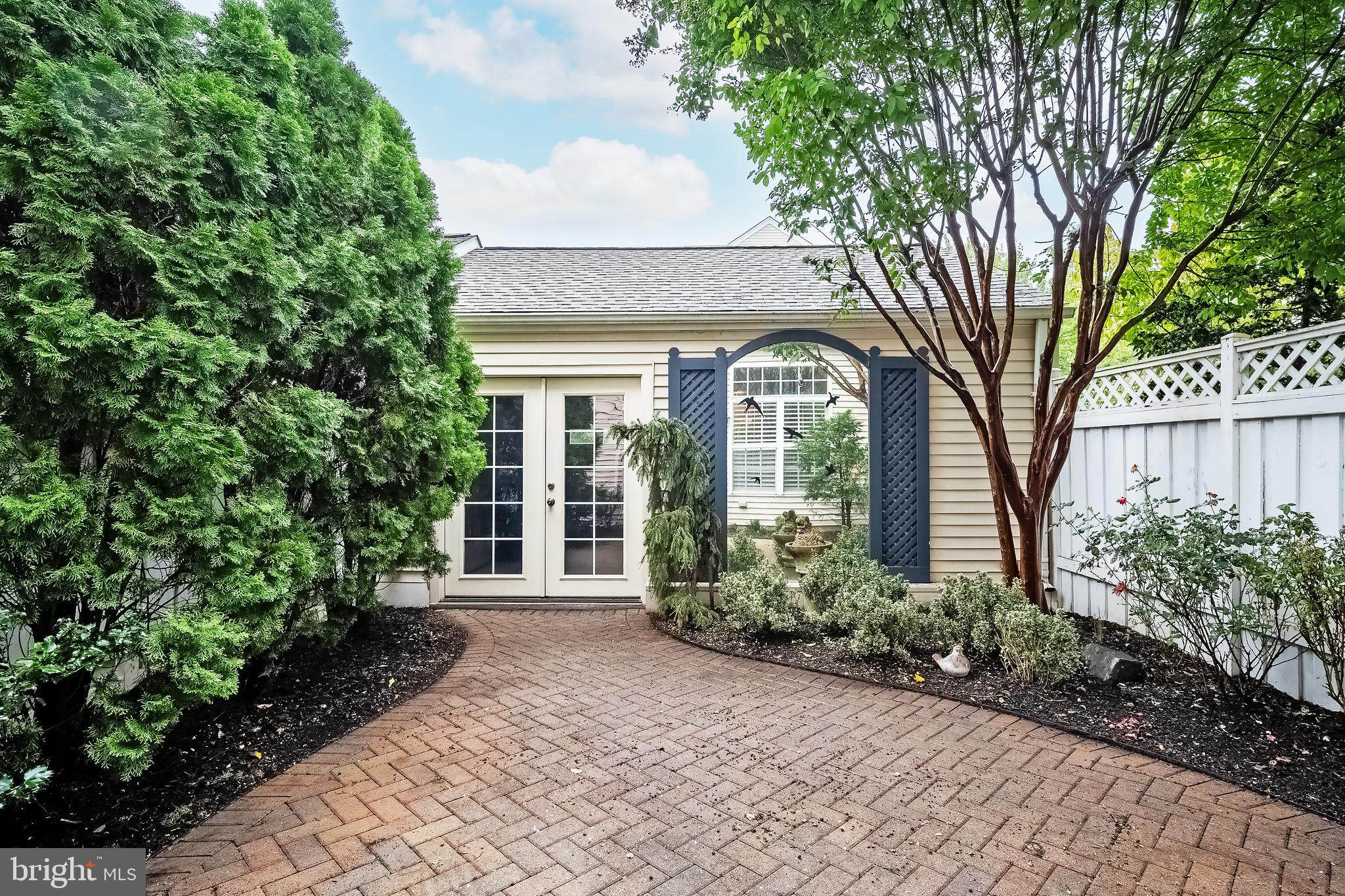 BELMONT RIDGE - Residential