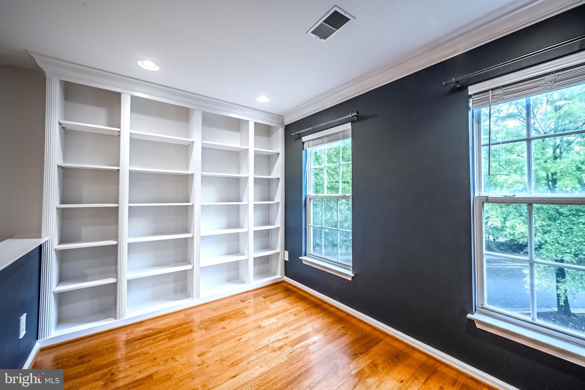 BELMONT RIDGE - Residential