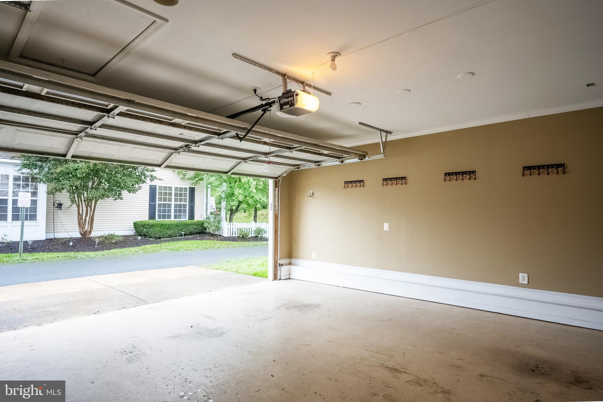 BELMONT RIDGE - Residential