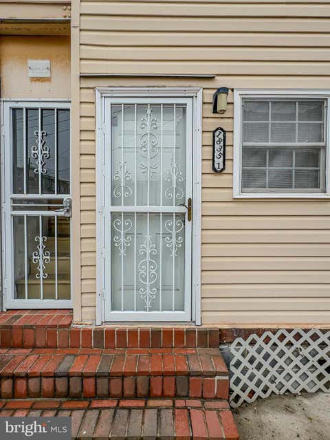 Multifamily For Sale - 1835 D Street<br/> WASHINGTON, DC 20002