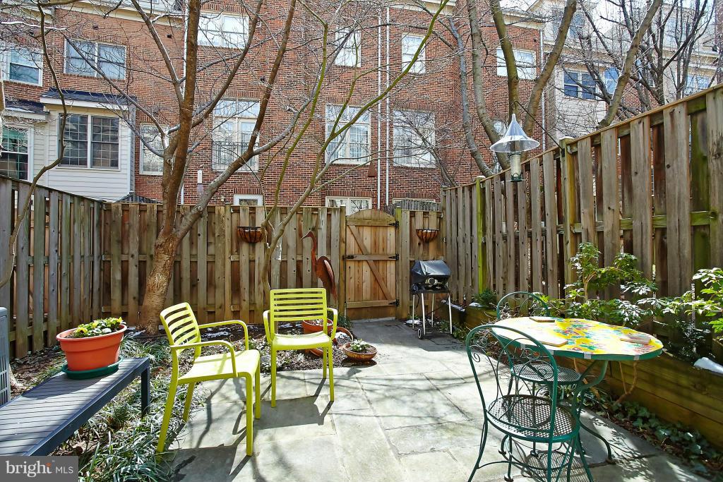 HIGHGATE - Residential