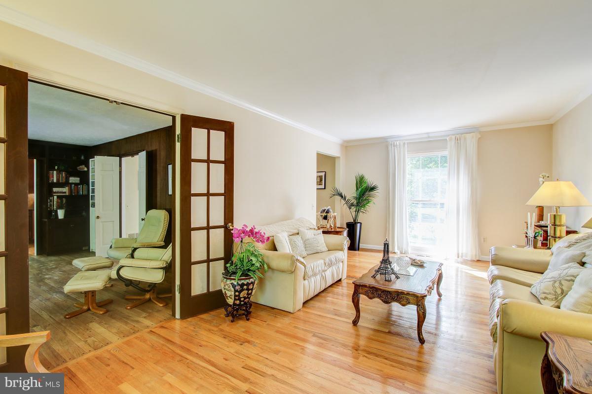 COUNTRYSIDE - Residential