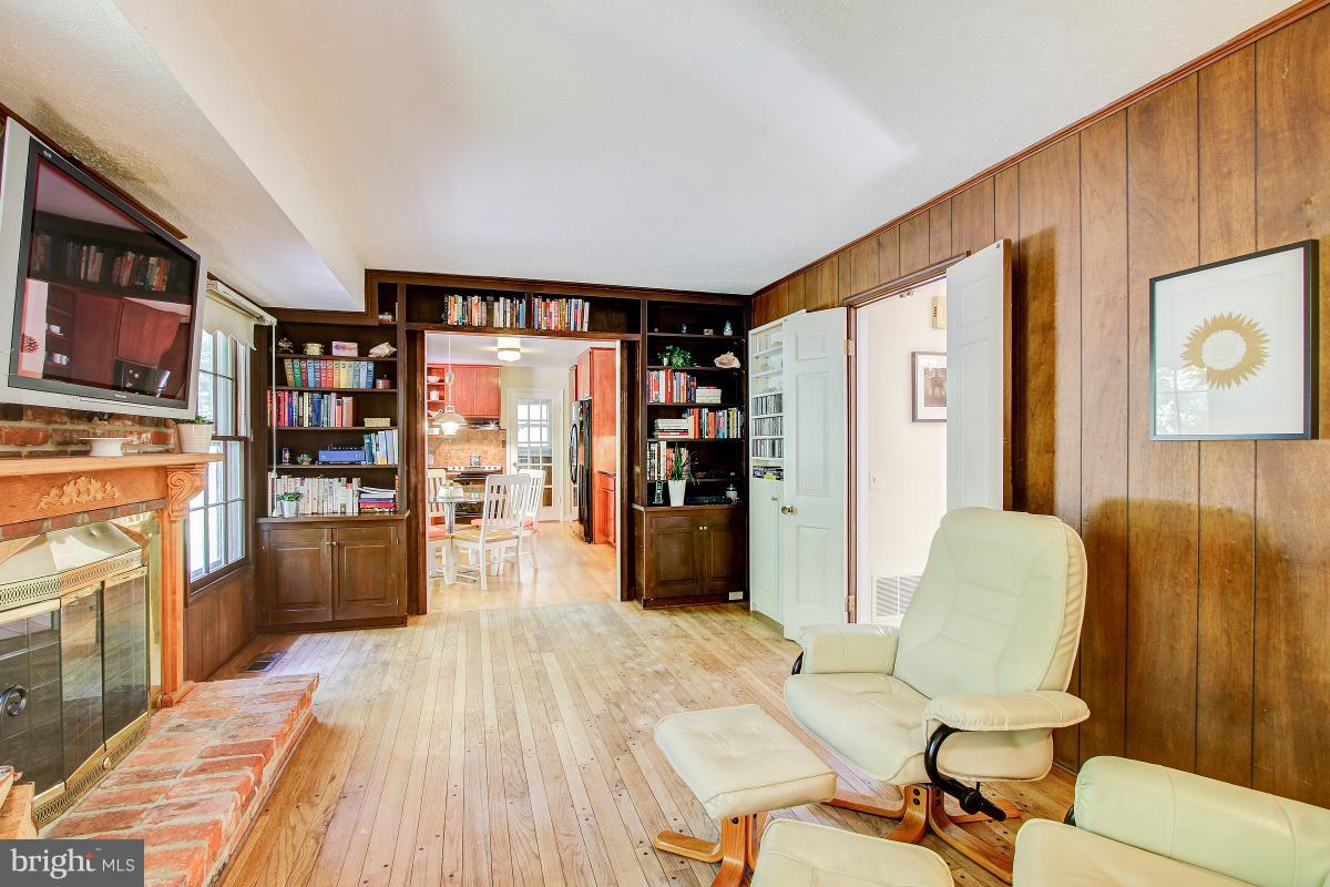 COUNTRYSIDE - Residential