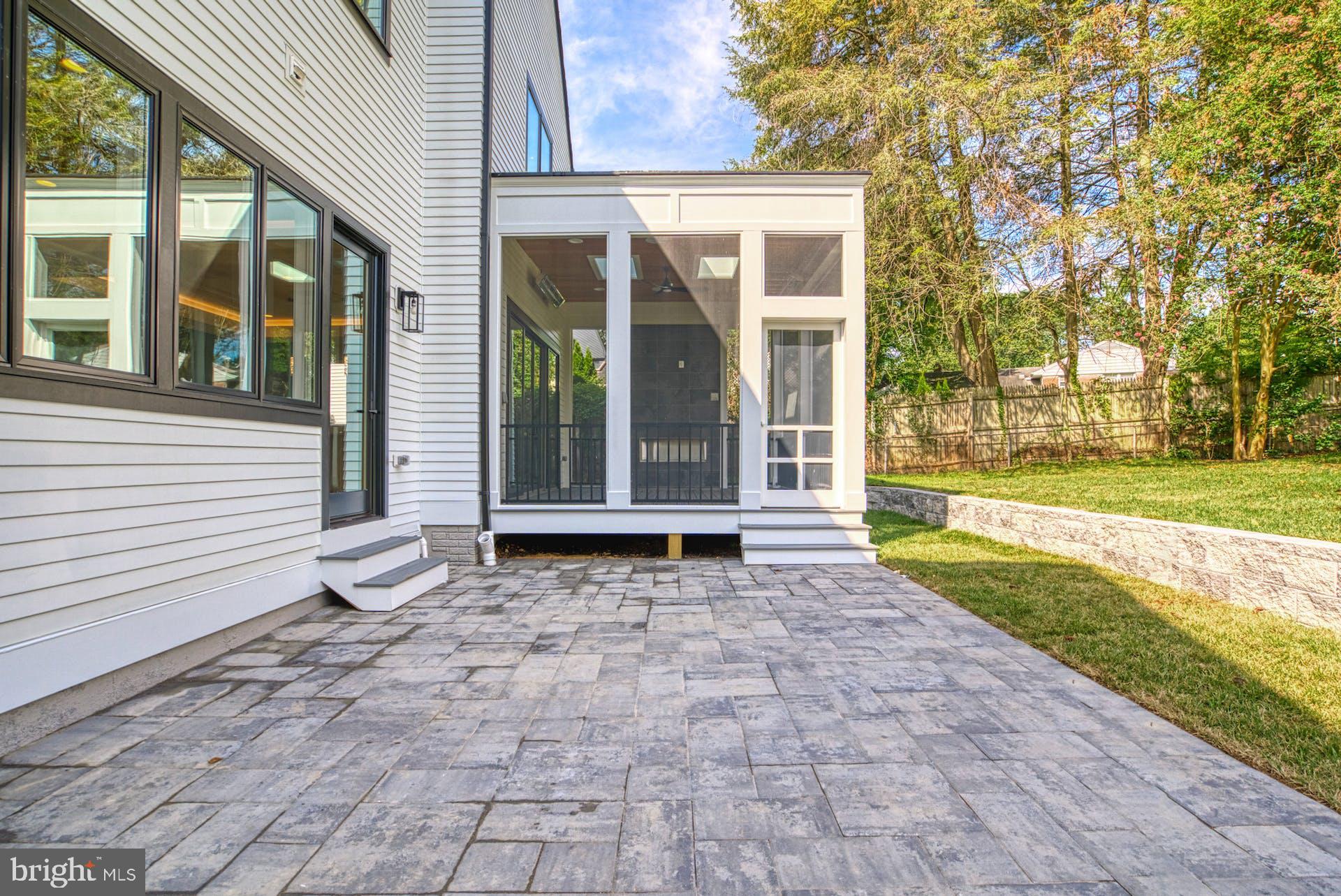 BROYHILLS MCLEAN ESTATES - Residential