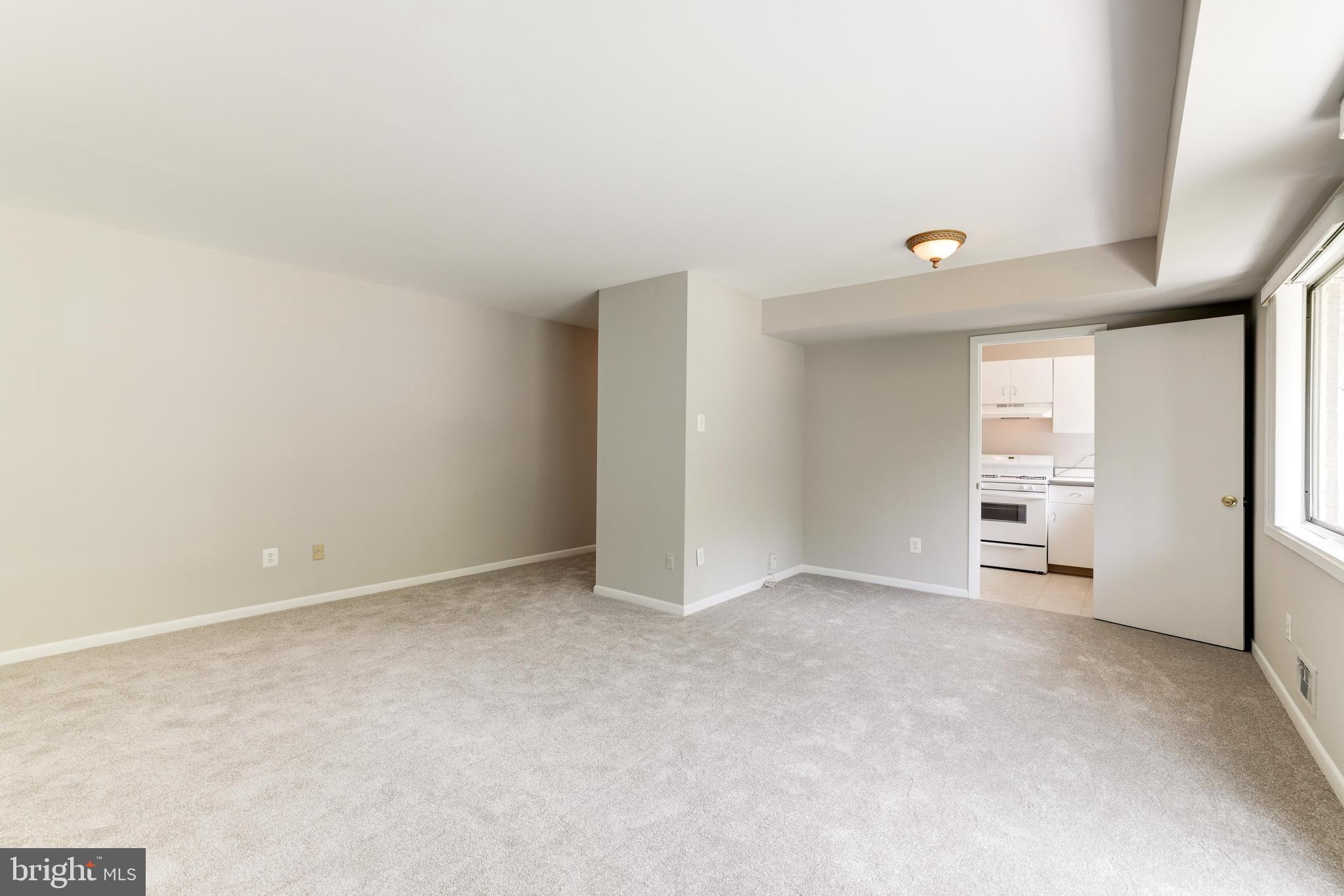 PARKSIDE CONDOMINIUMS - Residential