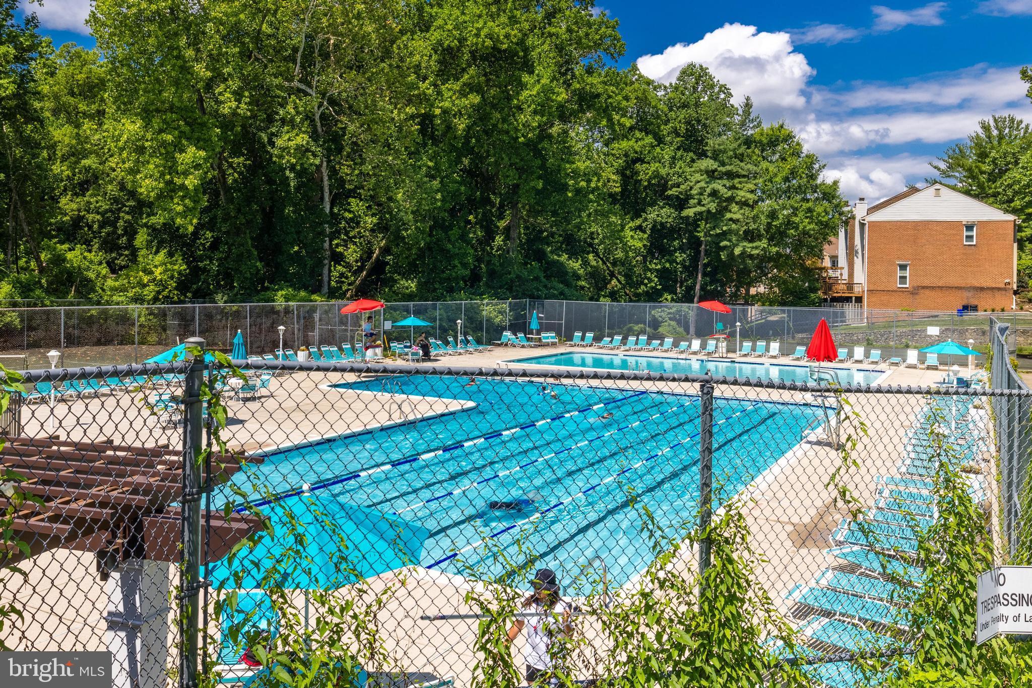 PARKSIDE CONDOMINIUMS - Residential