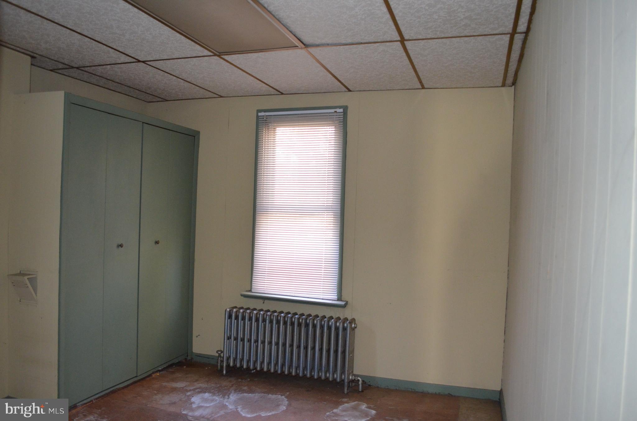 EAST FALLS - Residential