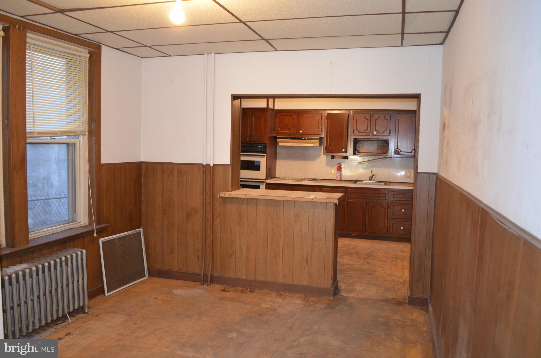 EAST FALLS - Residential