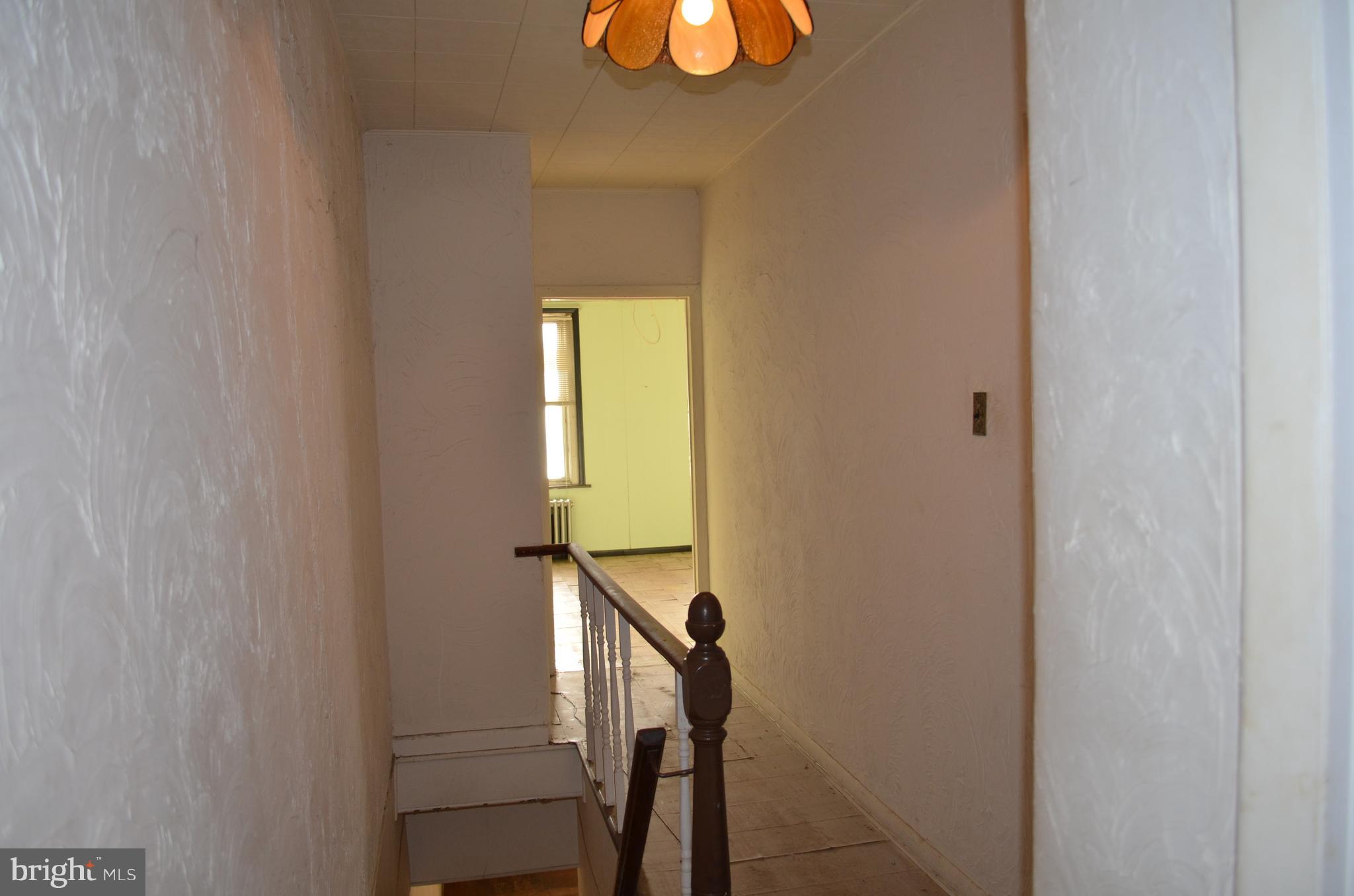 EAST FALLS - Residential