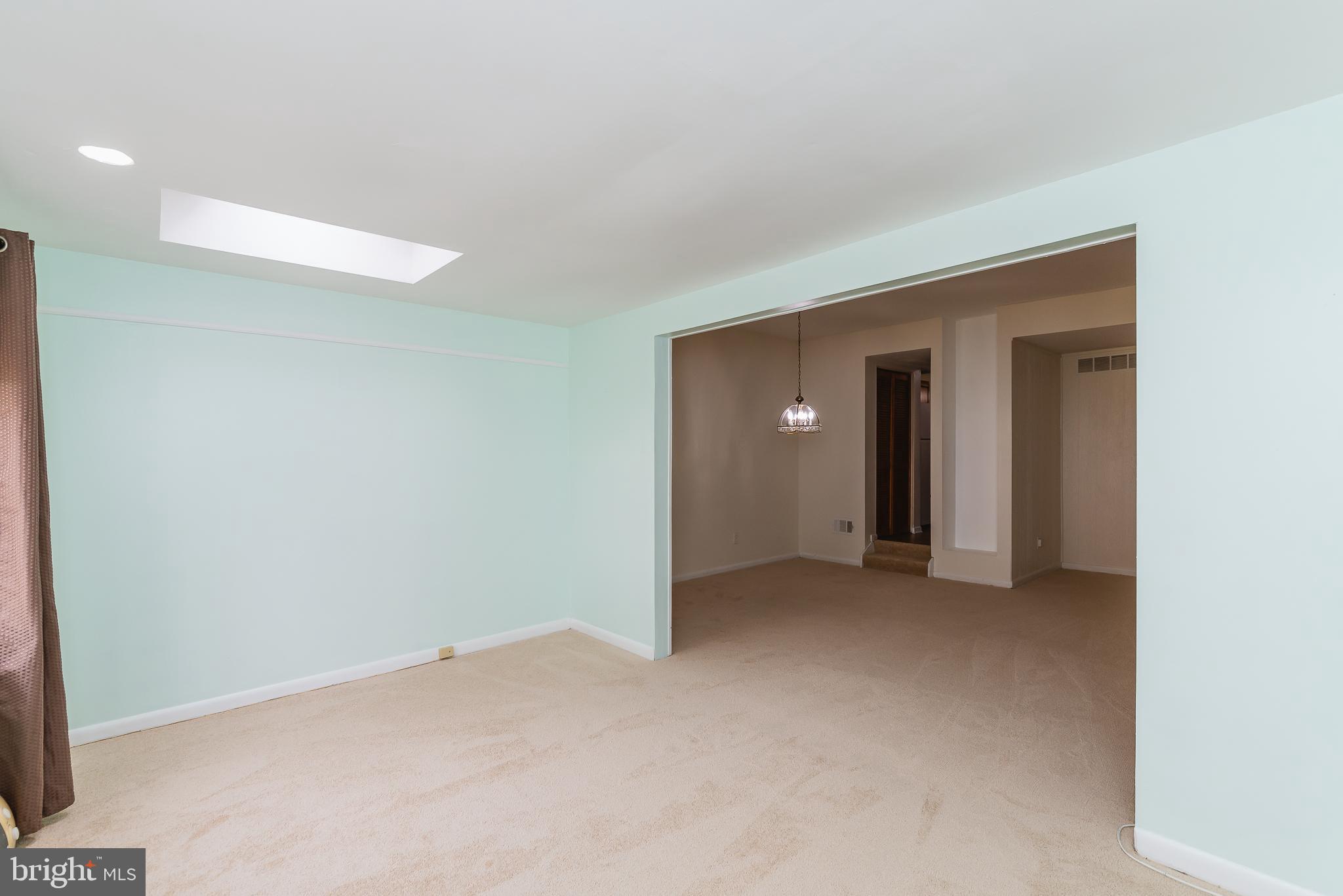 RIVERSIDE - Residential