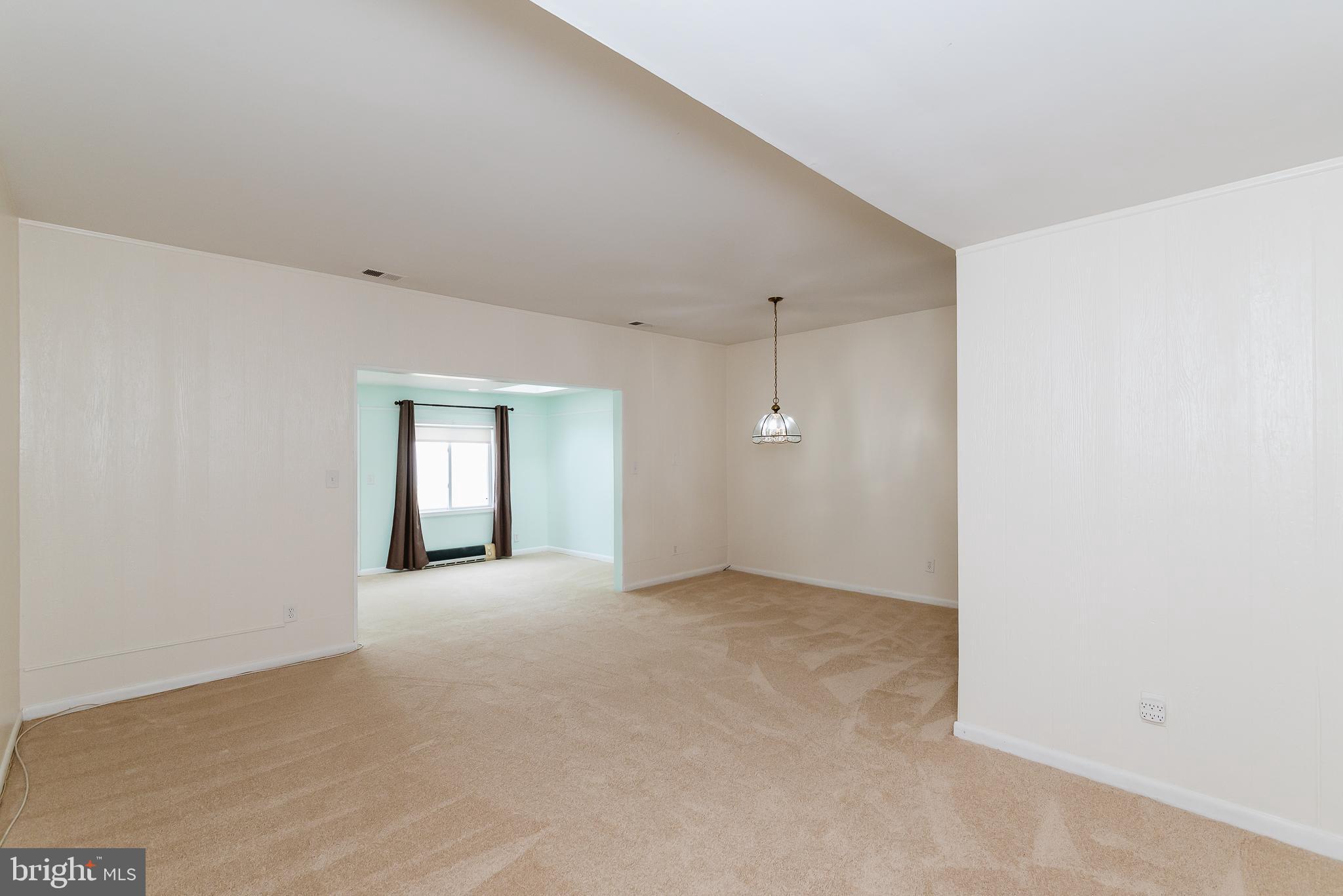 RIVERSIDE - Residential