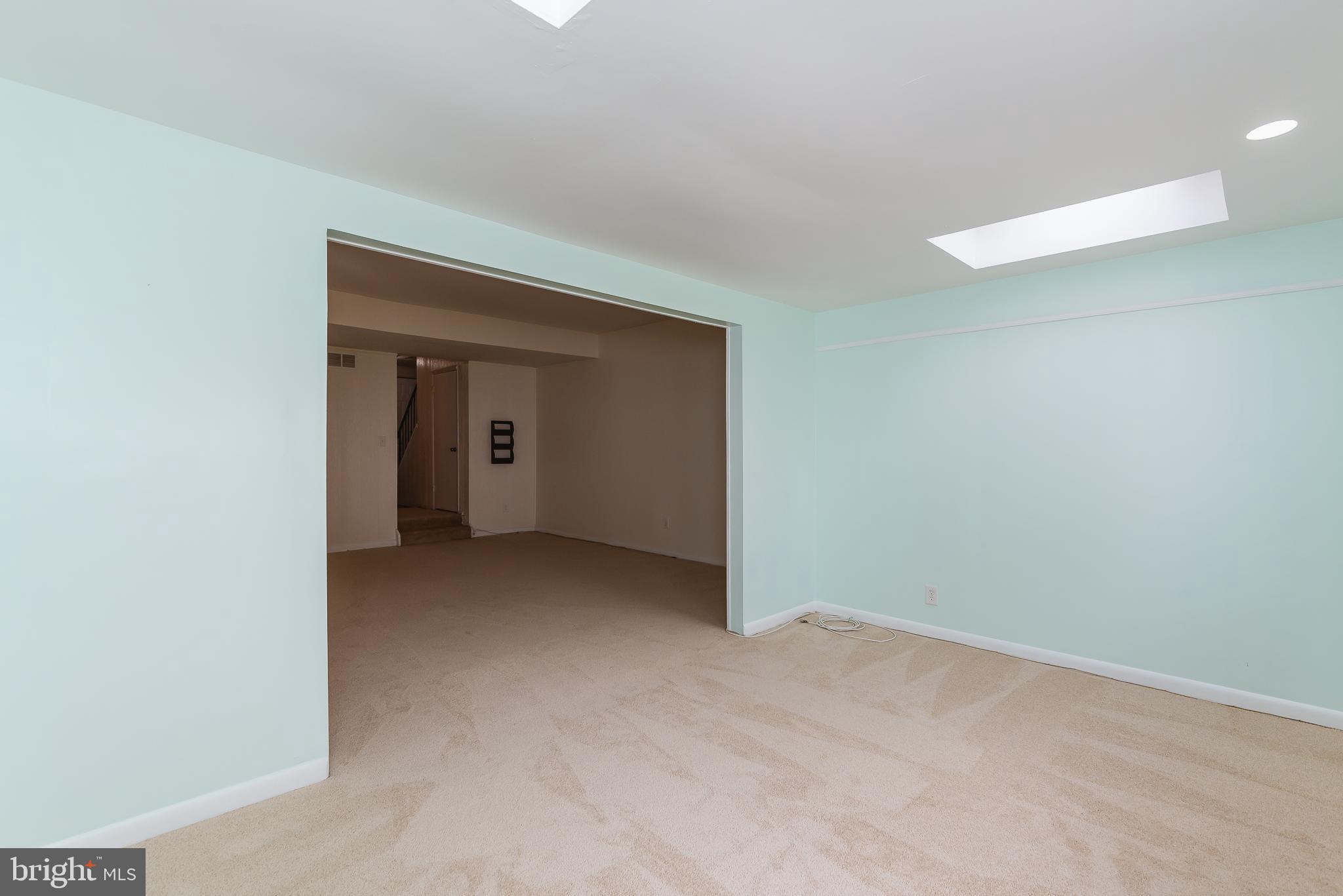 RIVERSIDE - Residential