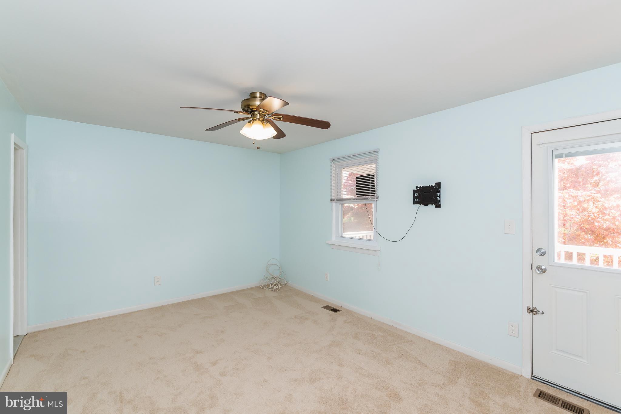 RIVERSIDE - Residential