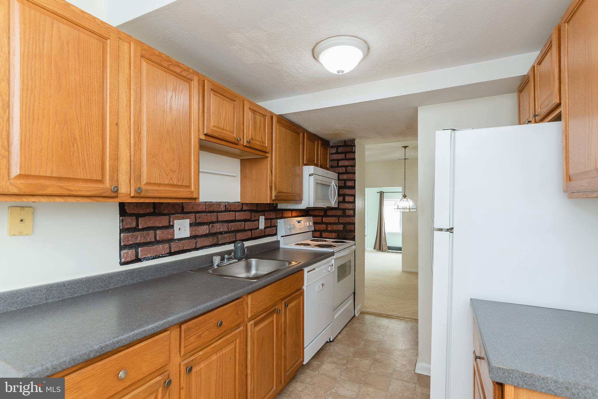 RIVERSIDE - Residential