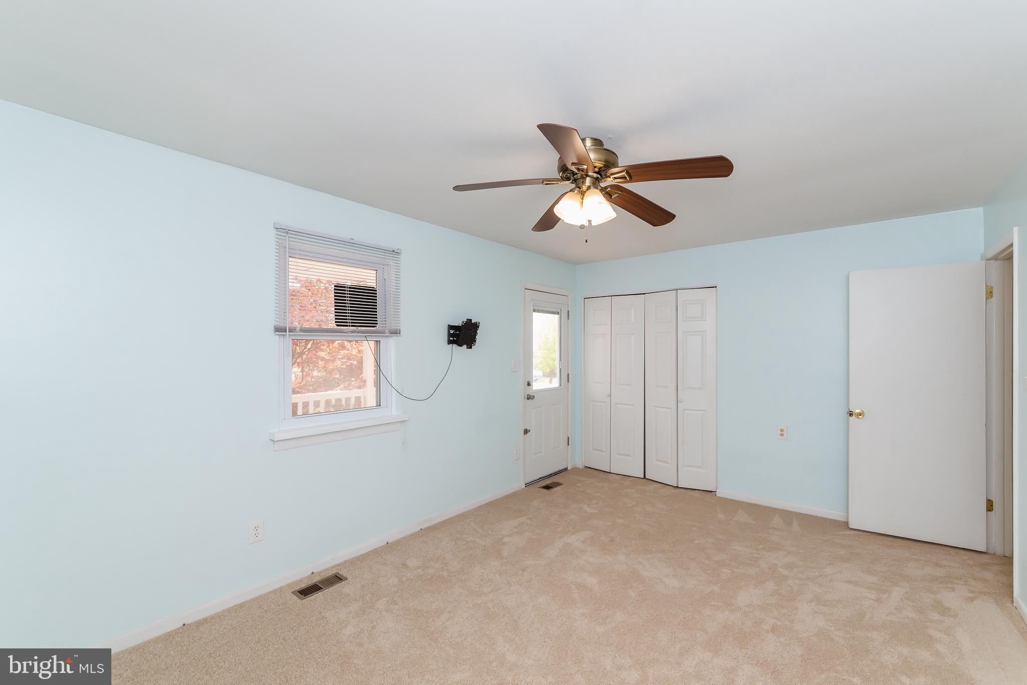 RIVERSIDE - Residential