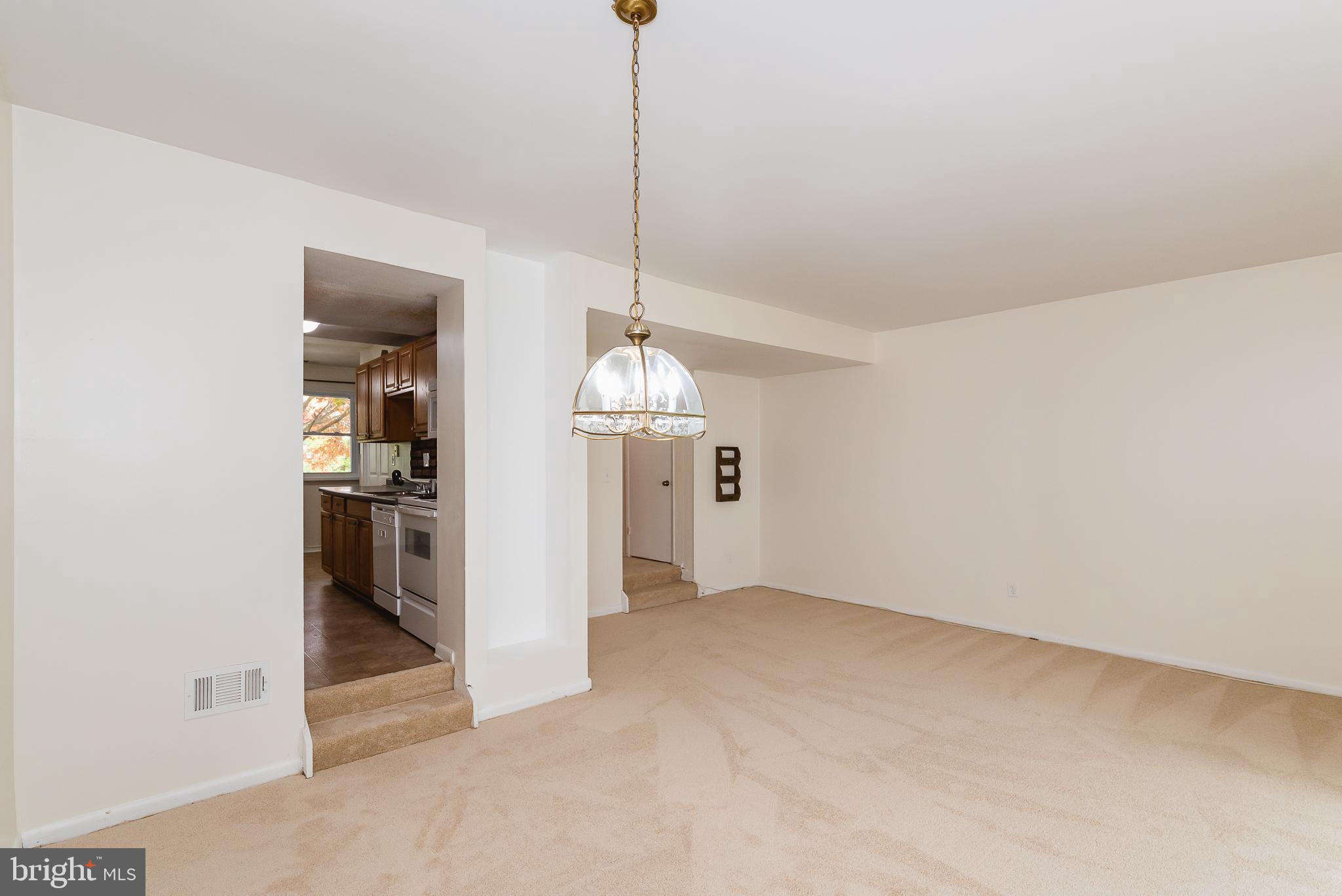 RIVERSIDE - Residential