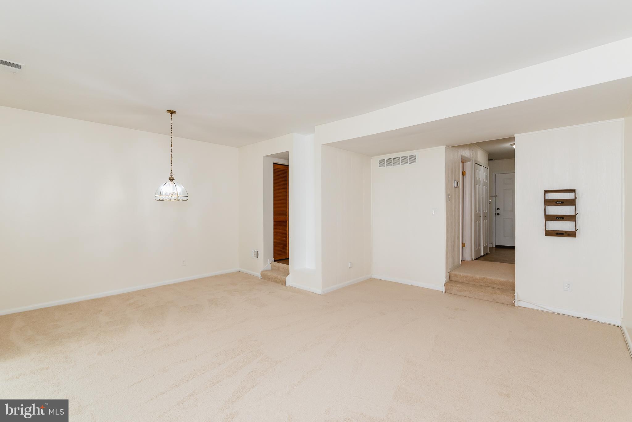 RIVERSIDE - Residential