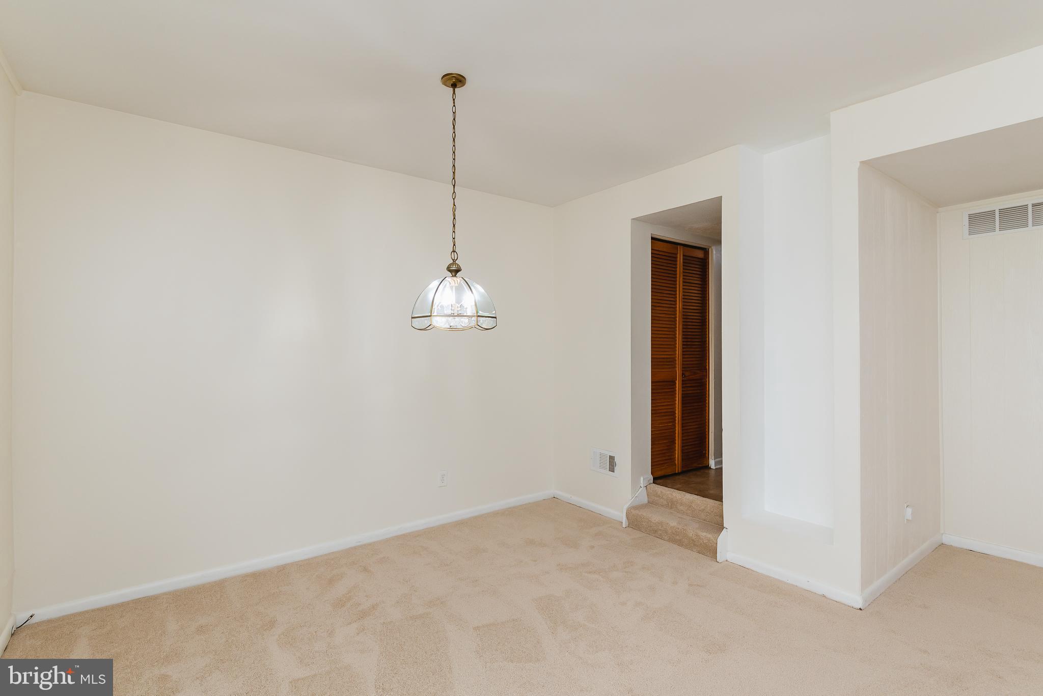 RIVERSIDE - Residential