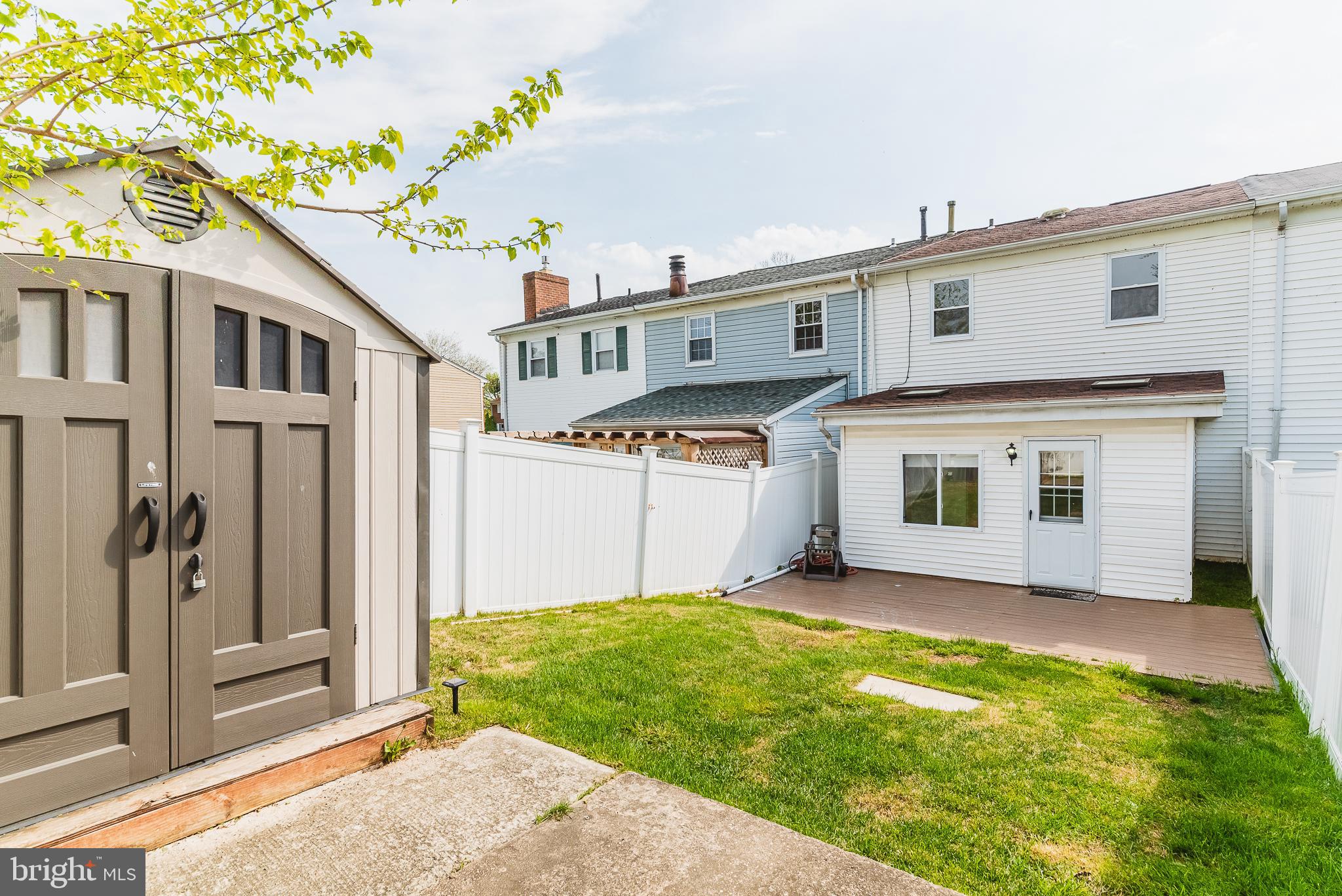 RIVERSIDE - Residential