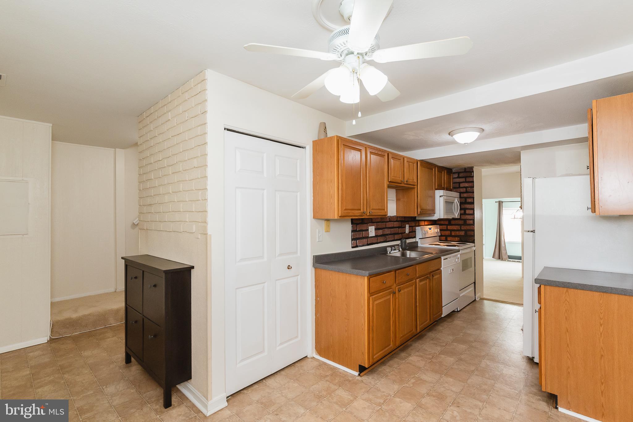 RIVERSIDE - Residential