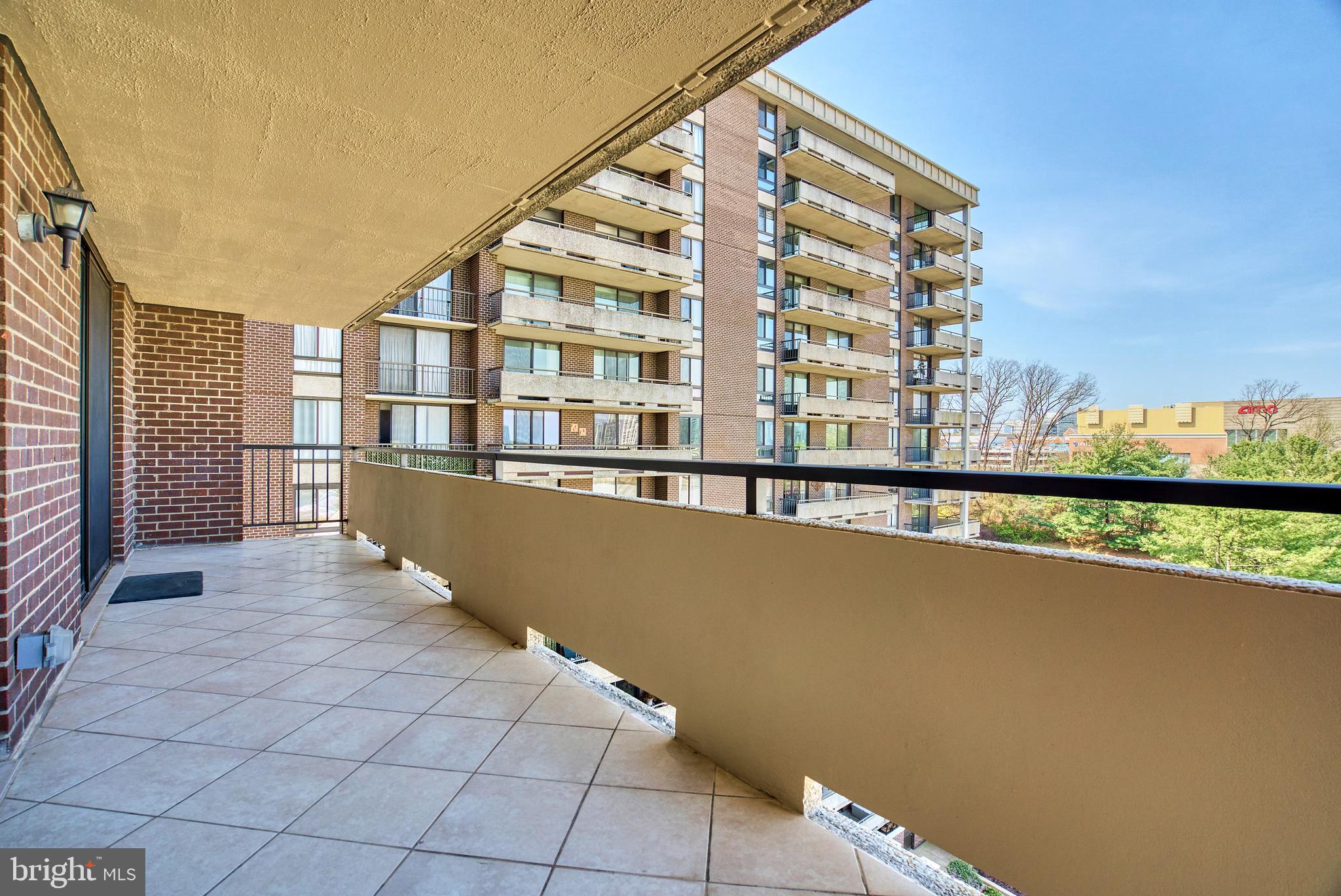 REGENCY AT MCLEAN - Residential