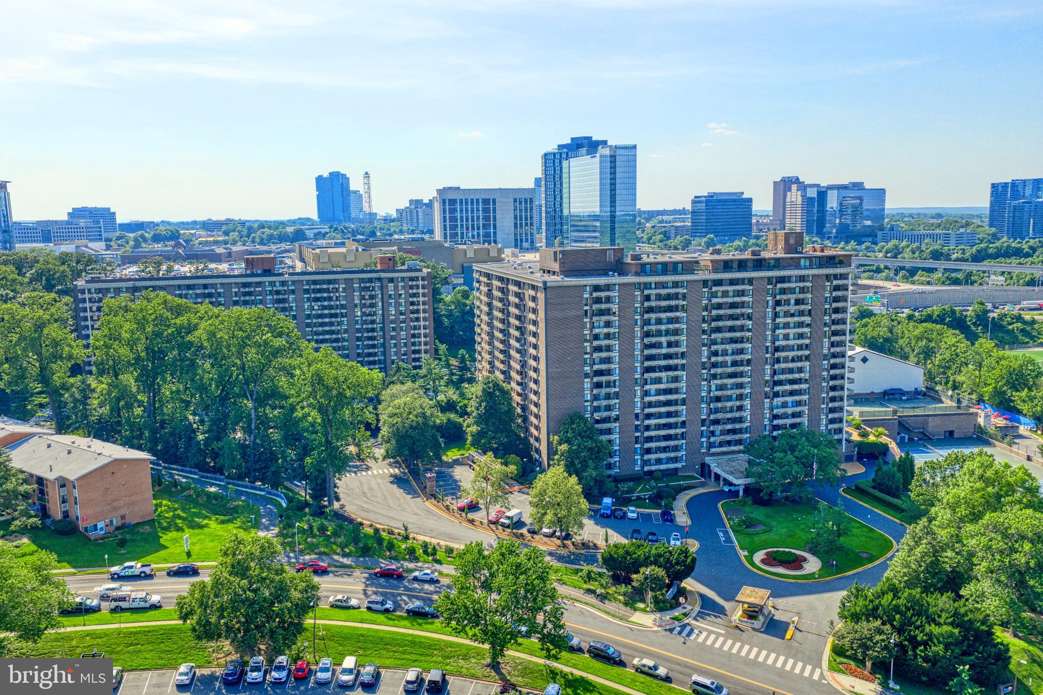 REGENCY AT MCLEAN - Residential