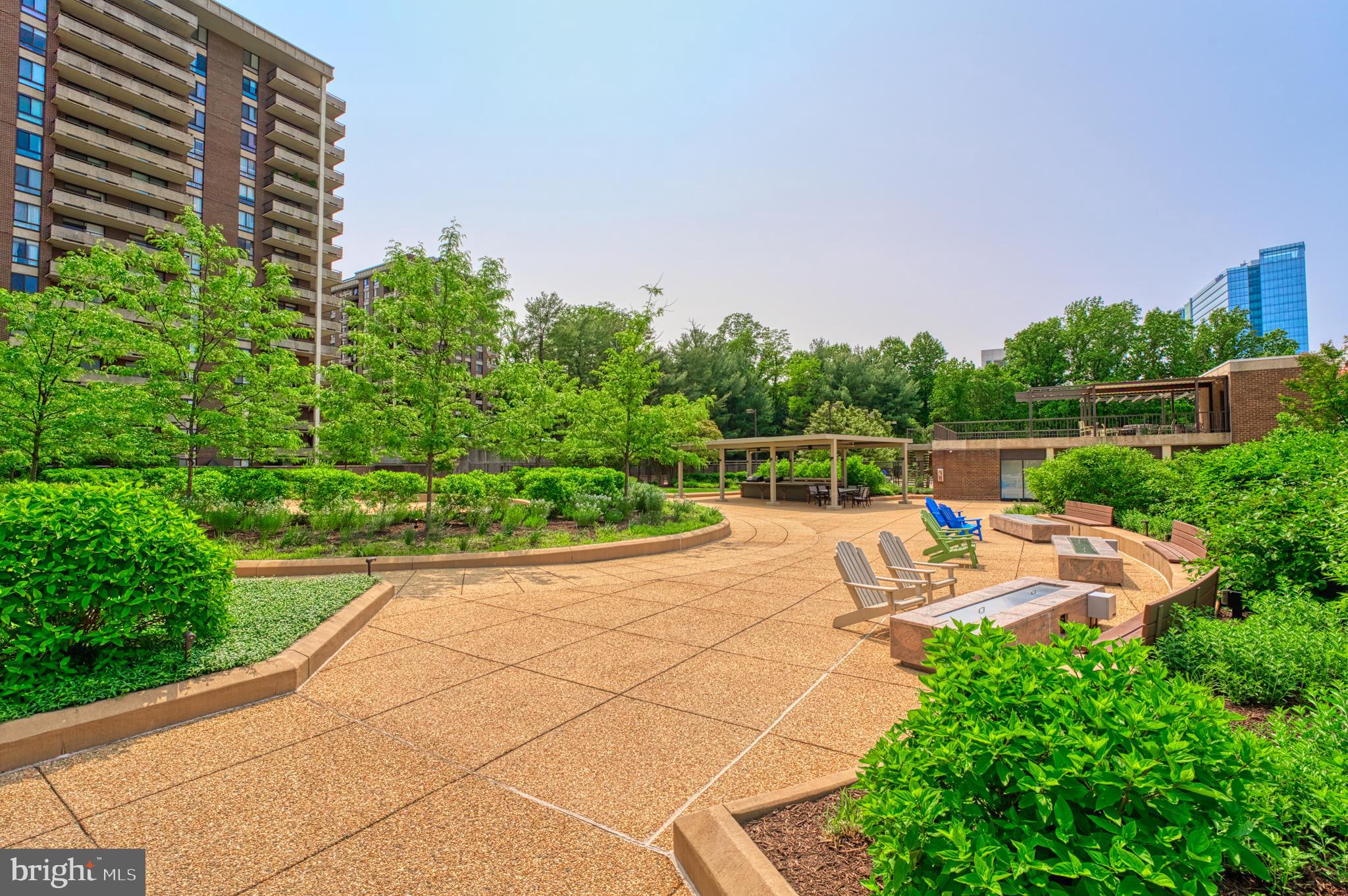REGENCY AT MCLEAN - Residential