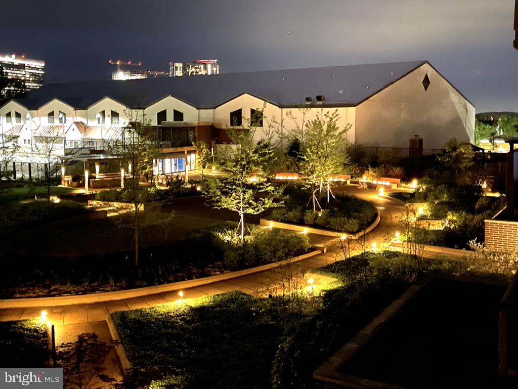 REGENCY AT MCLEAN - Residential