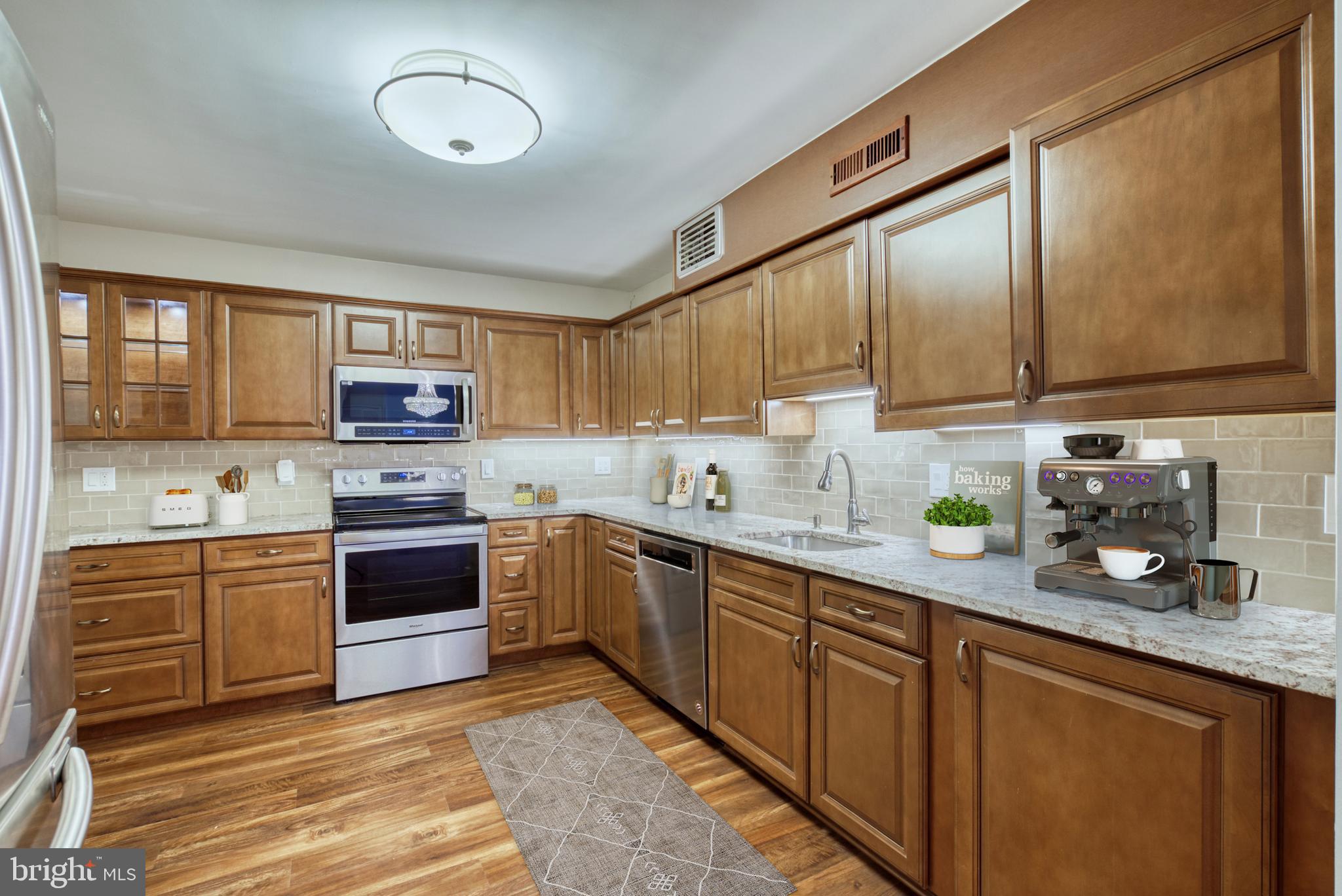 REGENCY AT MCLEAN - Residential