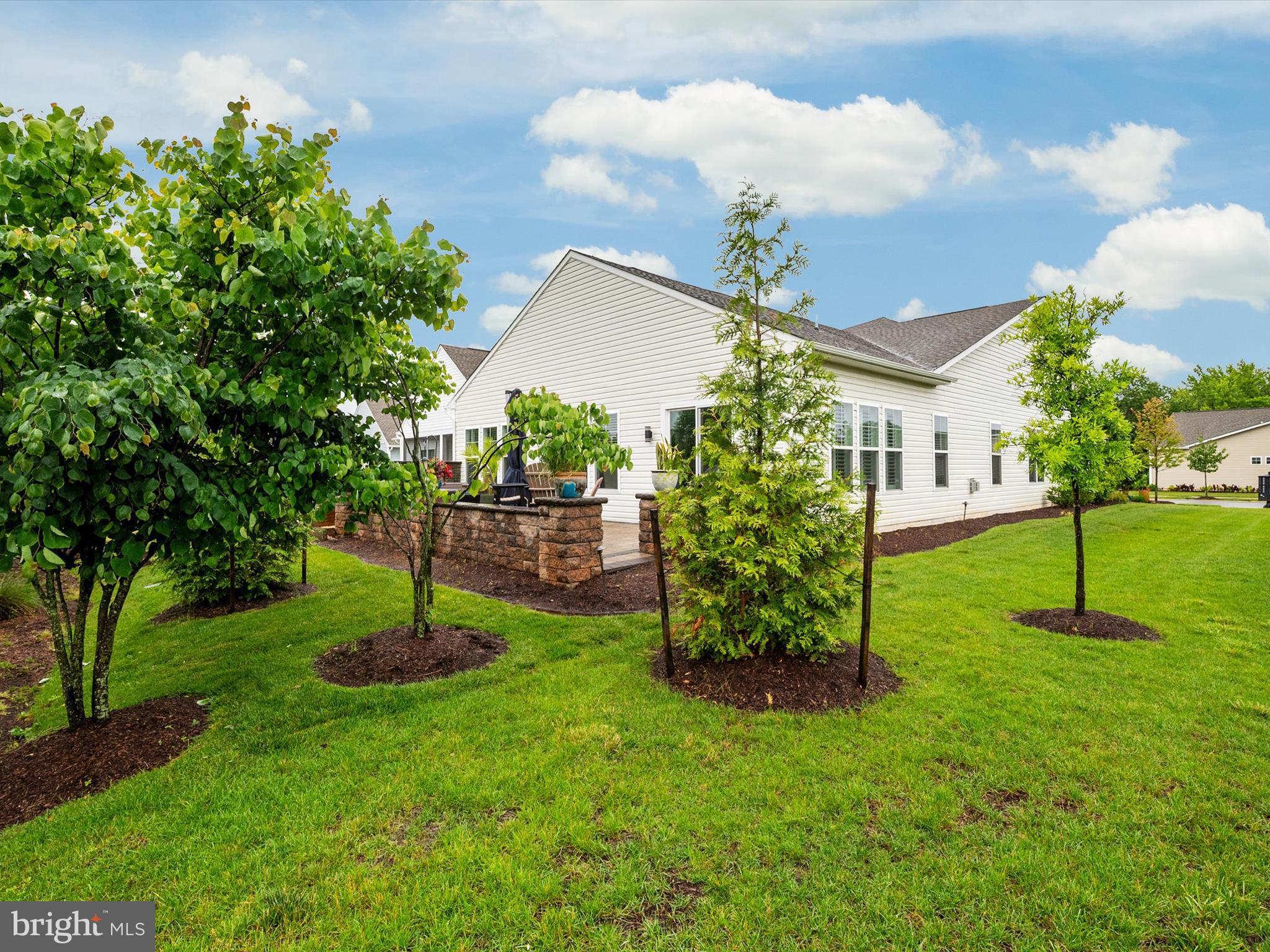 FOUR SEASONS AT KENT ISLAND - Residential