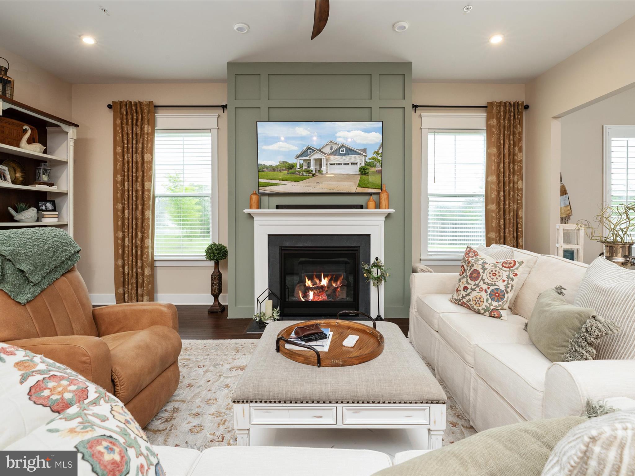 FOUR SEASONS AT KENT ISLAND - Residential