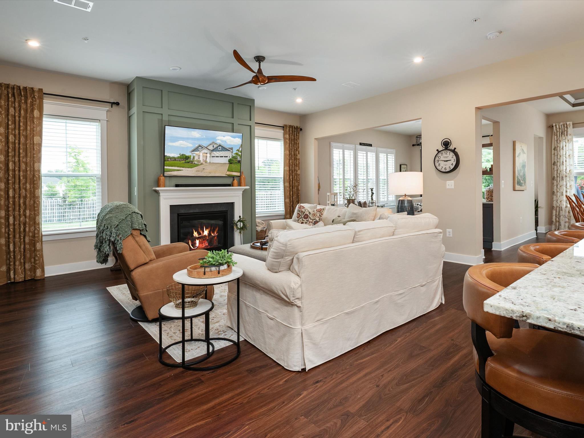 FOUR SEASONS AT KENT ISLAND - Residential