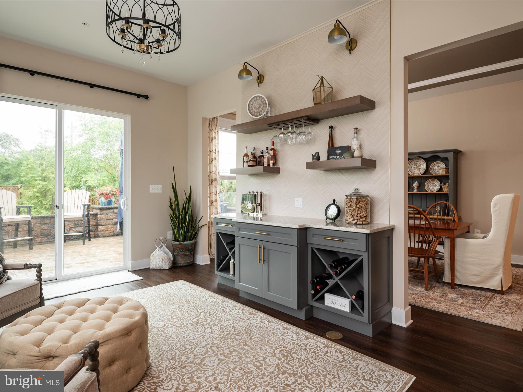 FOUR SEASONS AT KENT ISLAND - Residential