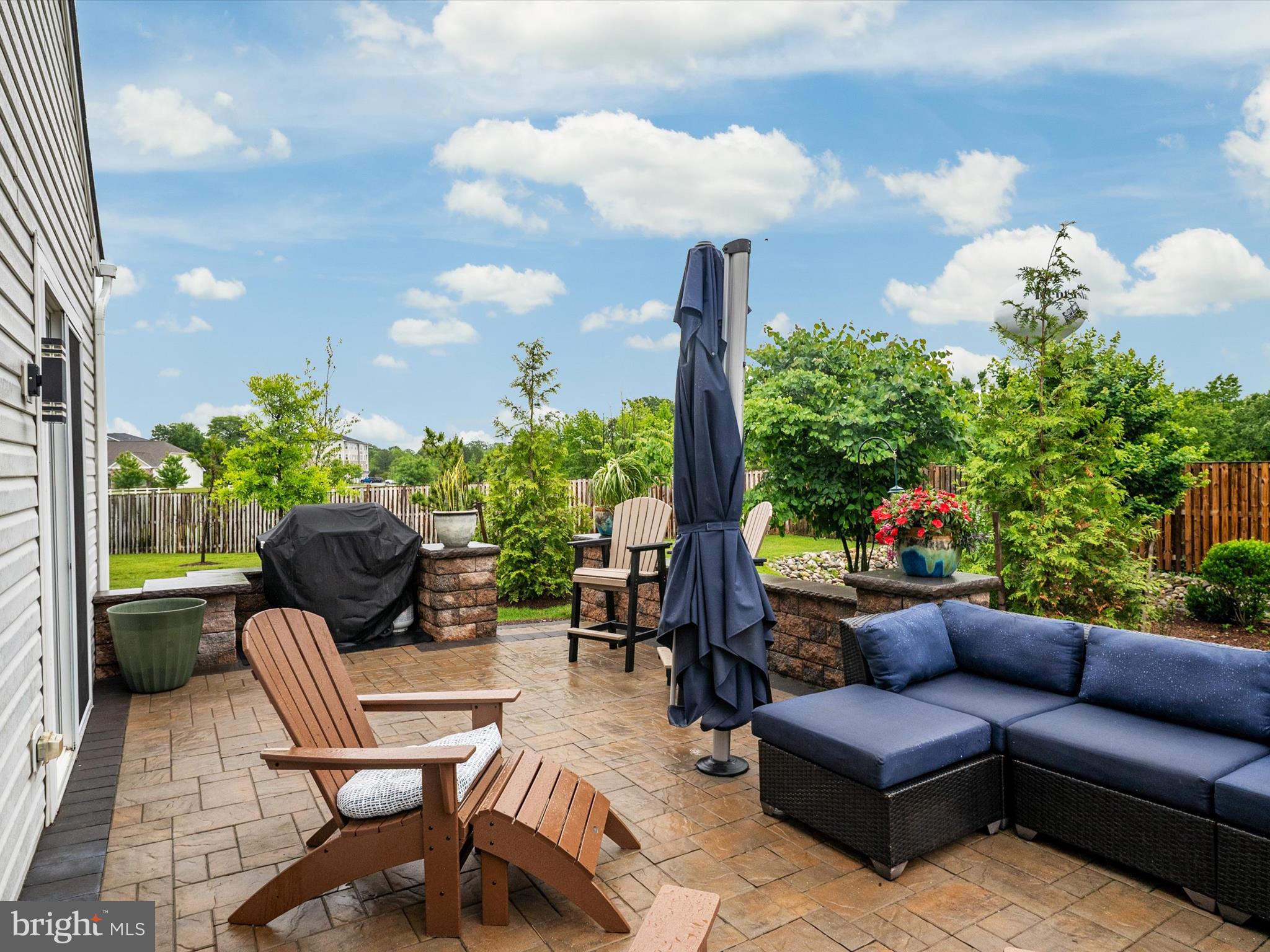 FOUR SEASONS AT KENT ISLAND - Residential