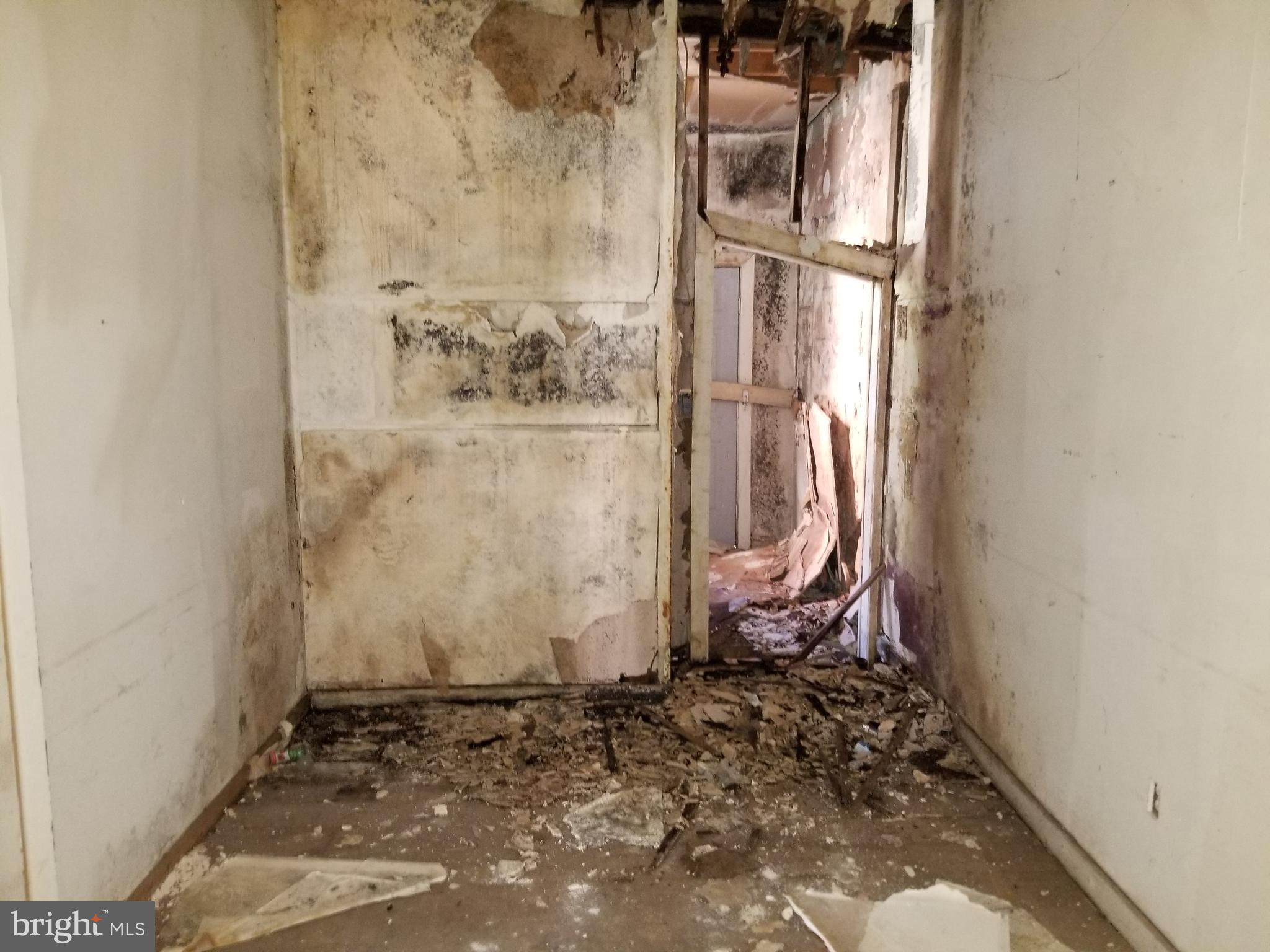 WEST BALTIMORE - Residential