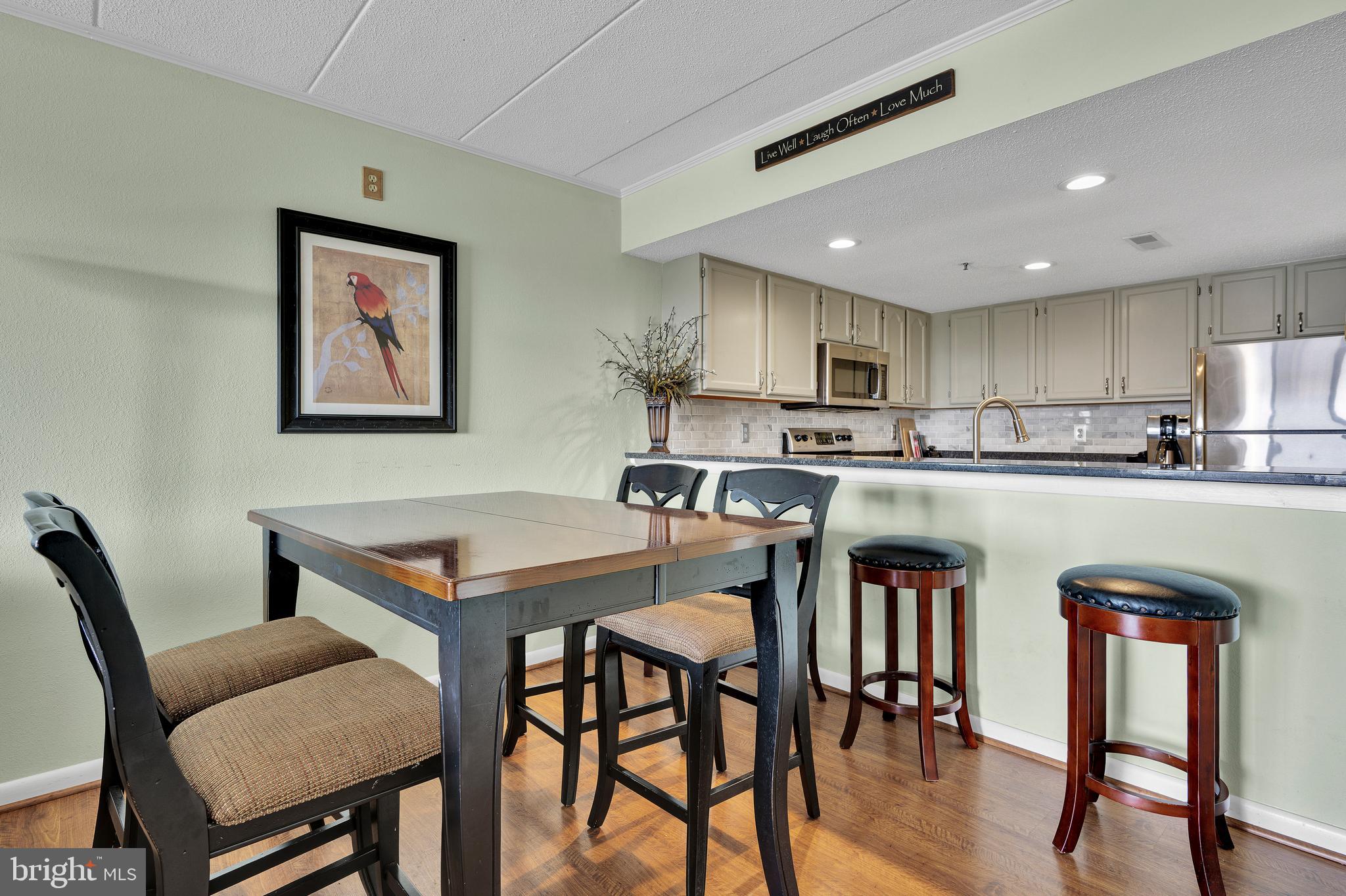 TRITON'S TRUMPET - Residential