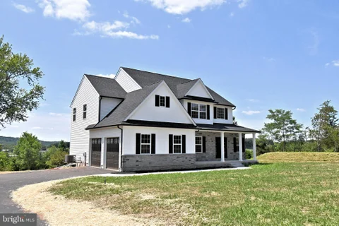 MLS: PABU2126190