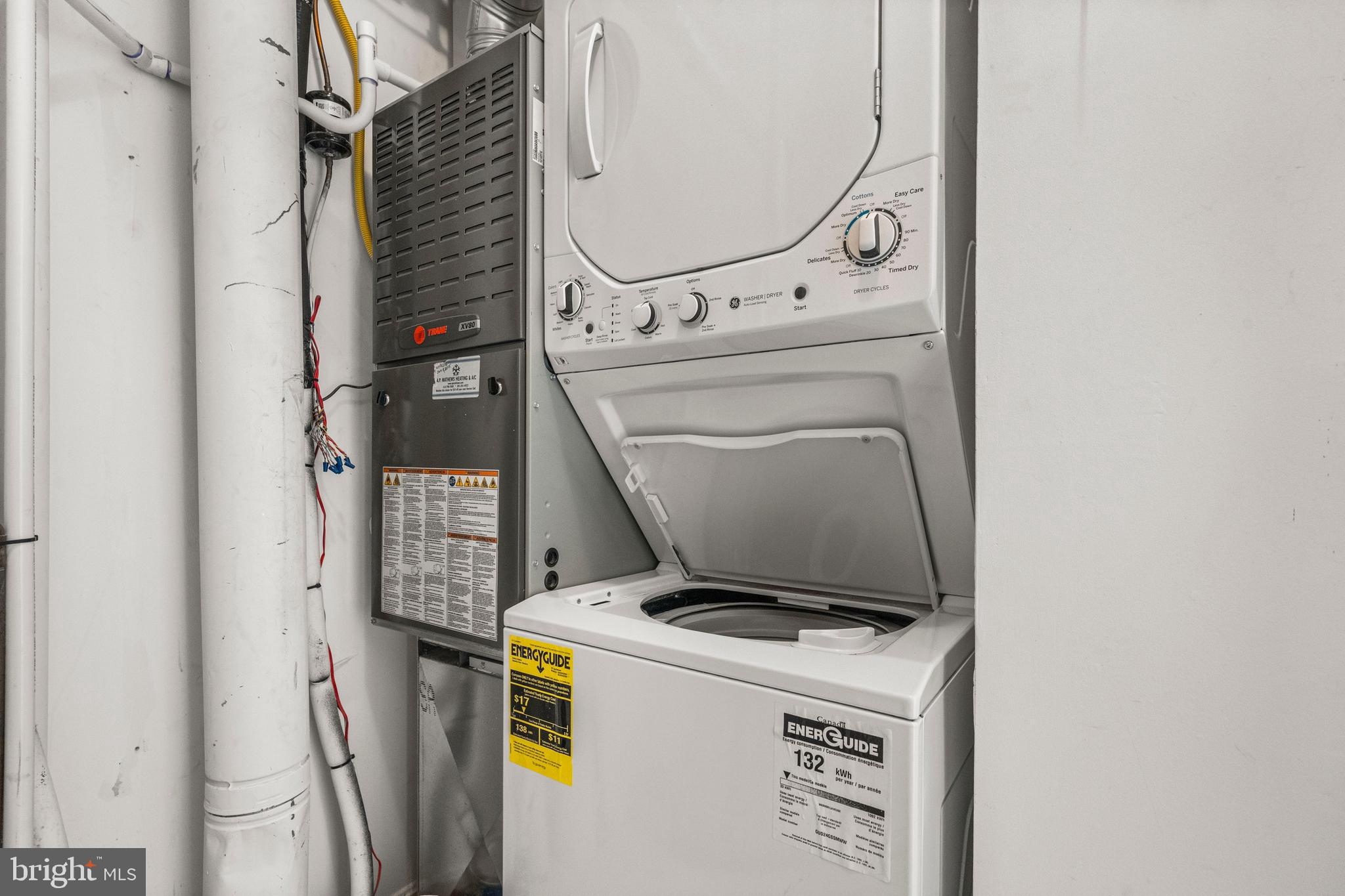 FAIRWAYS BAY HILLS CONDOMINIUMS - Residential