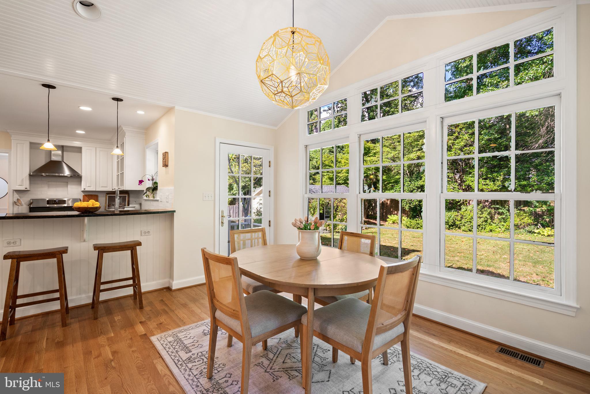 BRADLEY HILLS - Residential