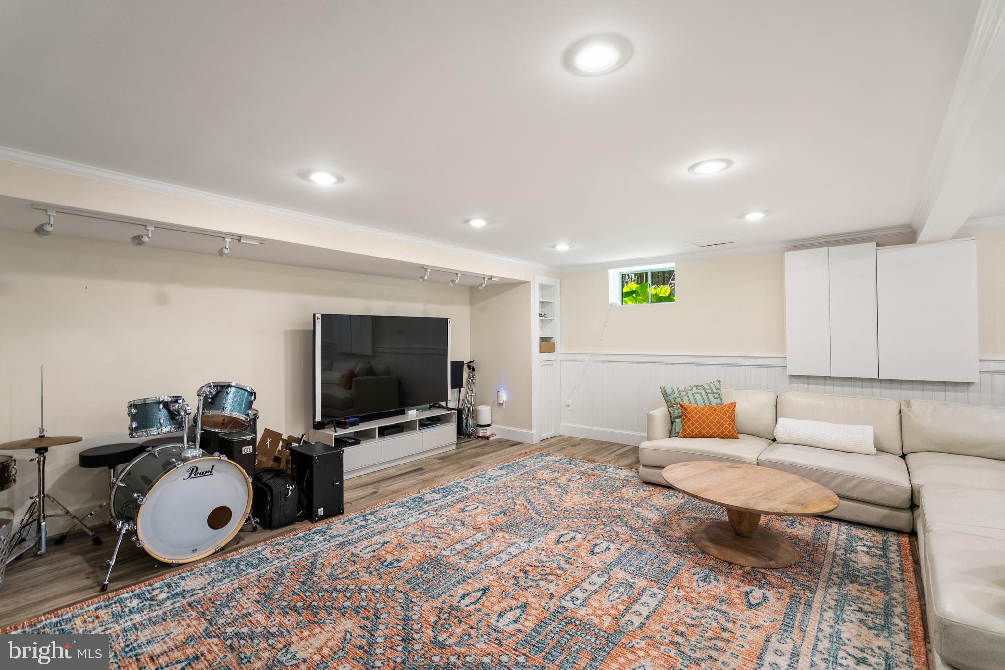 BRADLEY HILLS - Residential