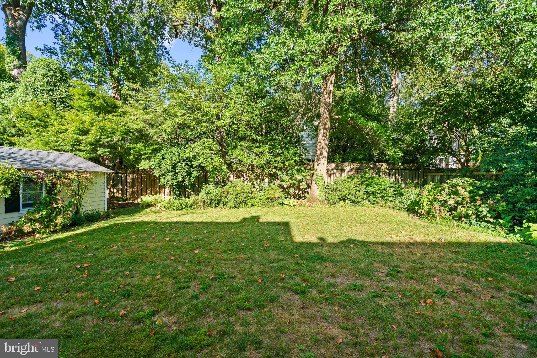 BRADLEY HILLS - Residential