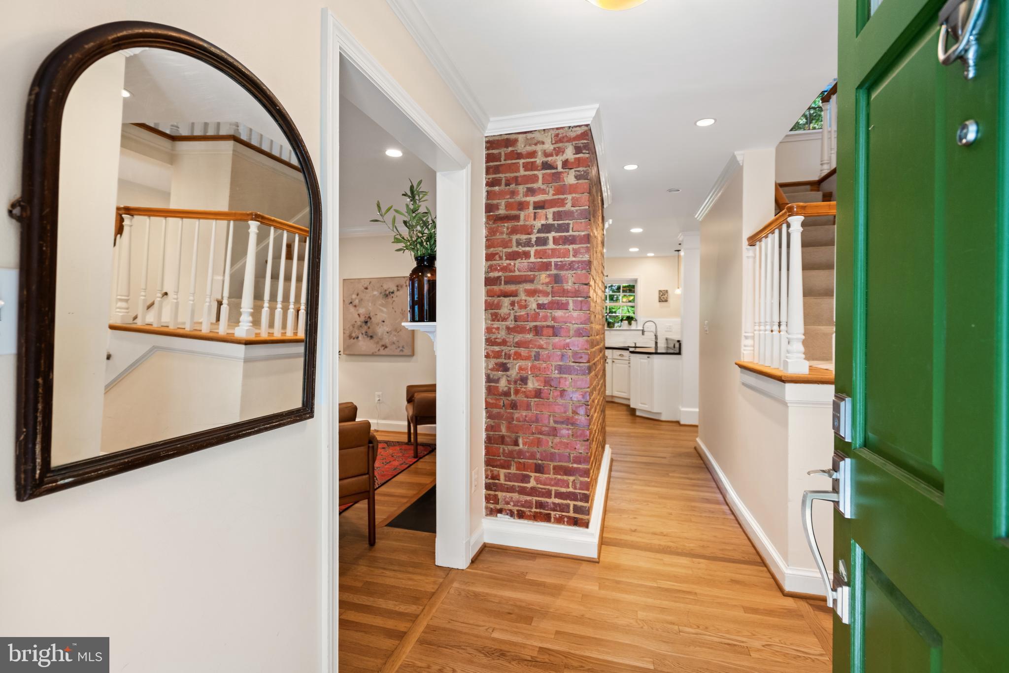 BRADLEY HILLS - Residential