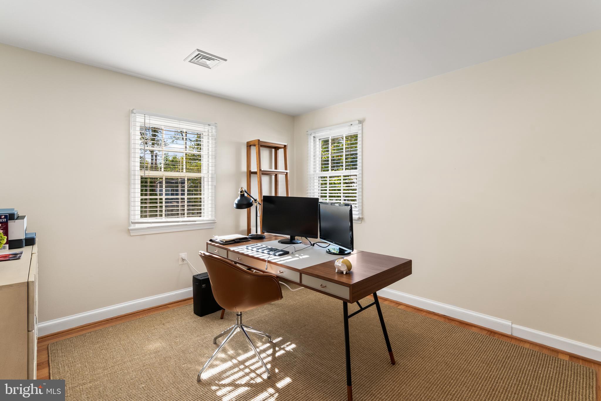 BRADLEY HILLS - Residential