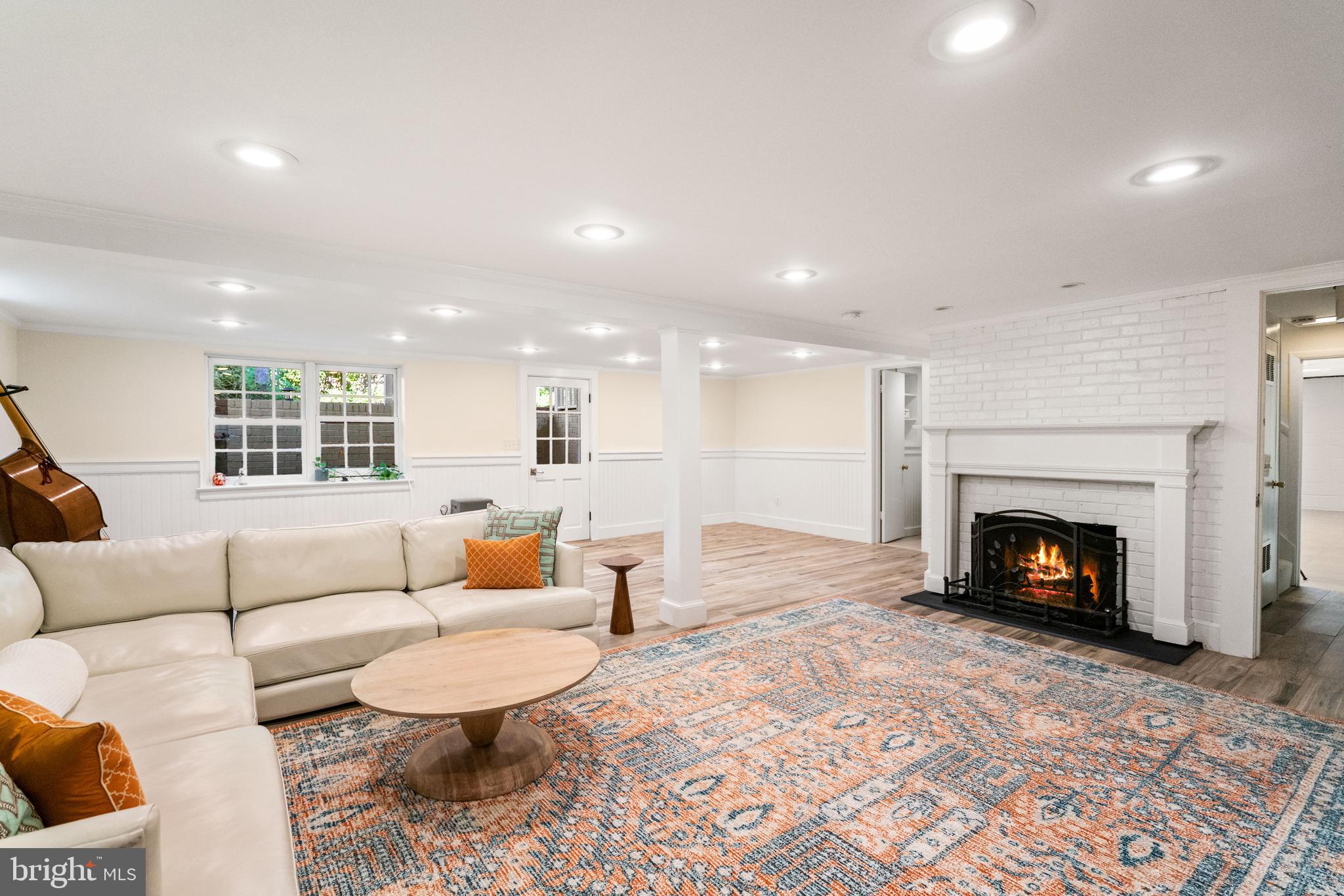 BRADLEY HILLS - Residential