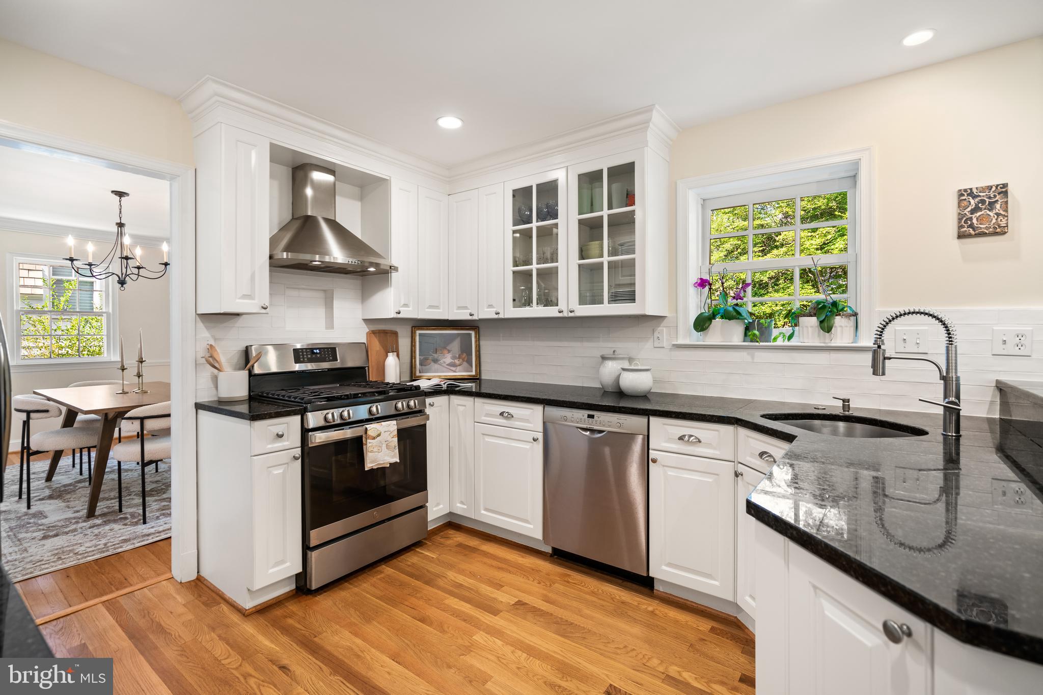 BRADLEY HILLS - Residential