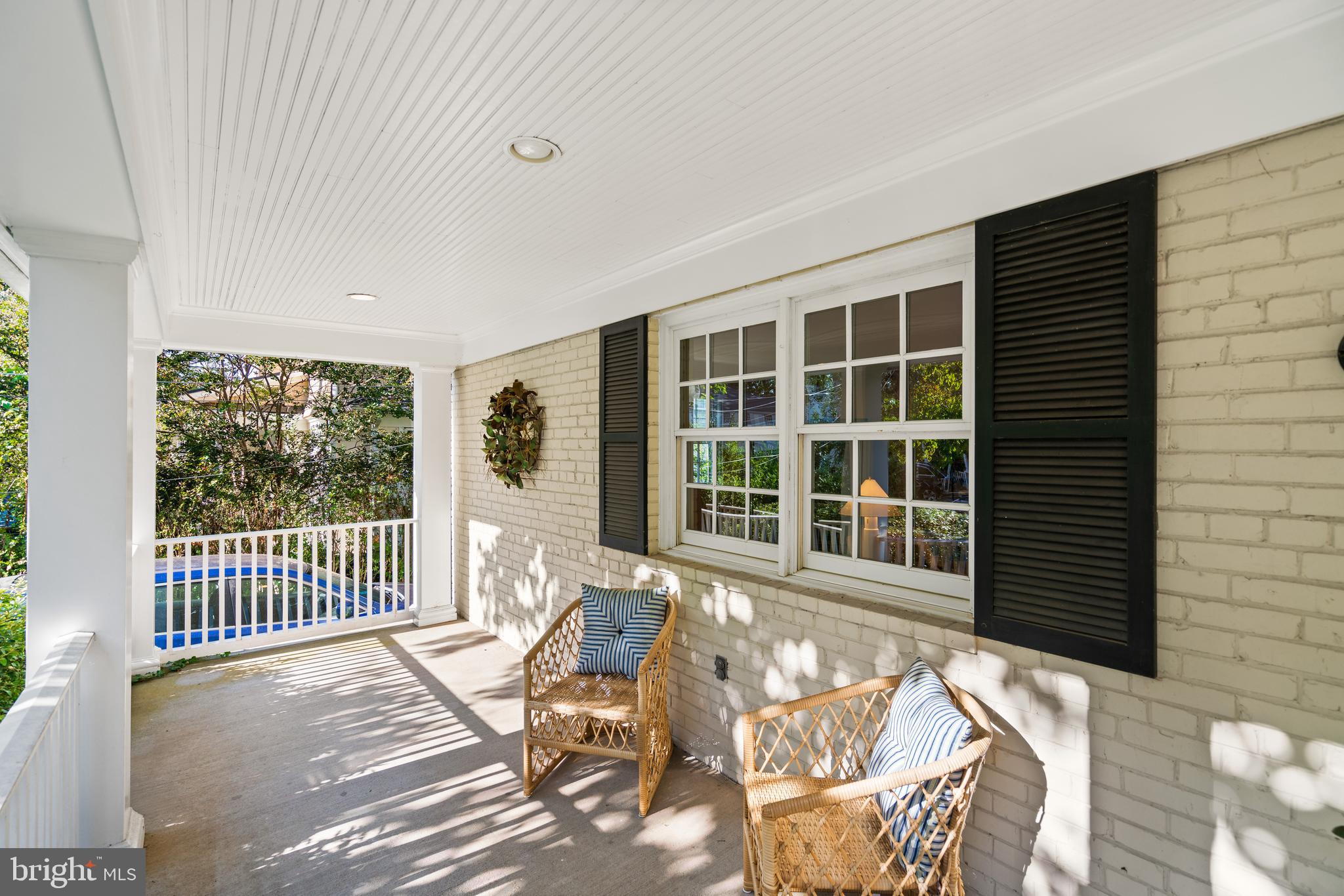 BRADLEY HILLS - Residential